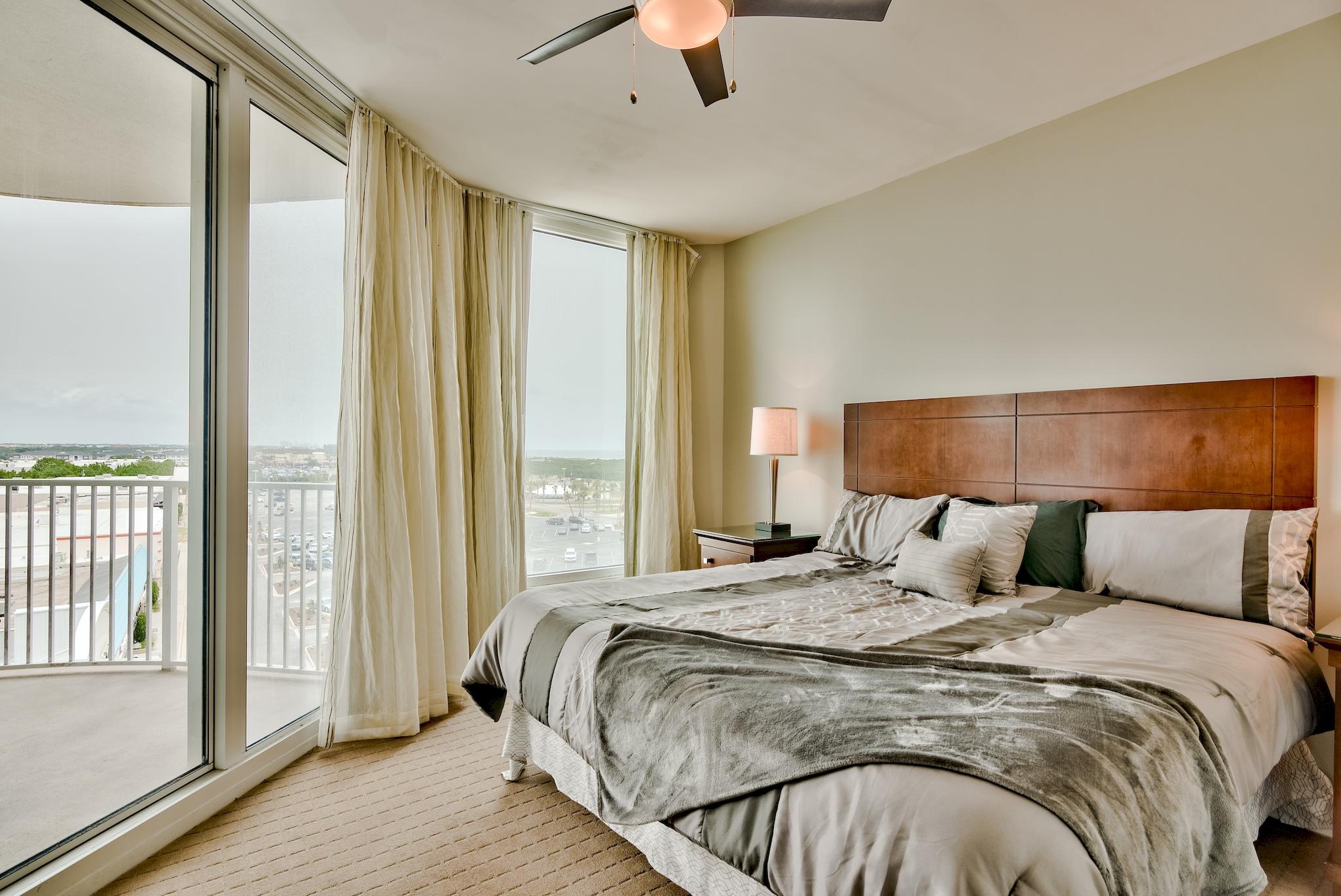 THE PALMS OF DESTIN - Residential