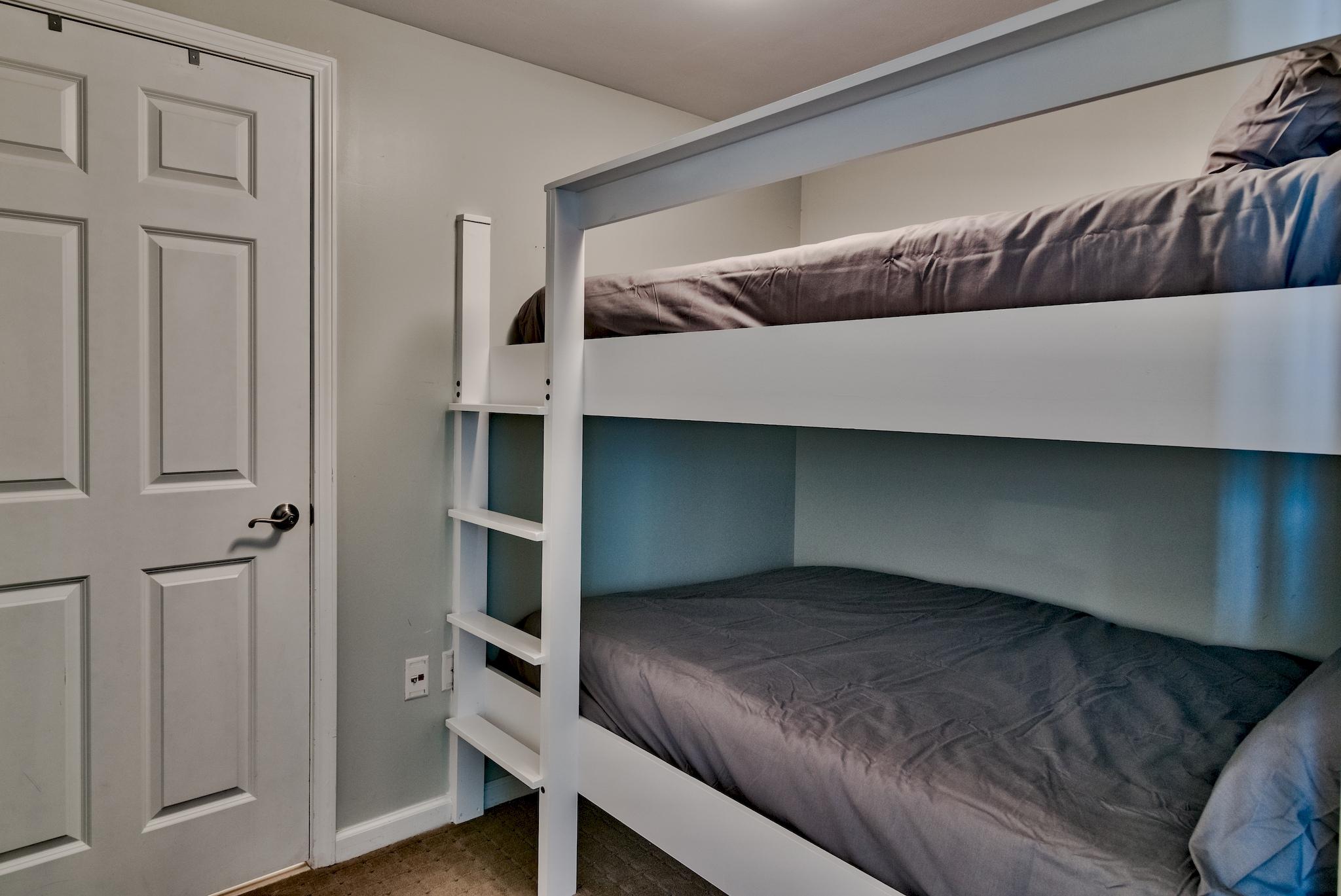 THE PALMS OF DESTIN - Residential