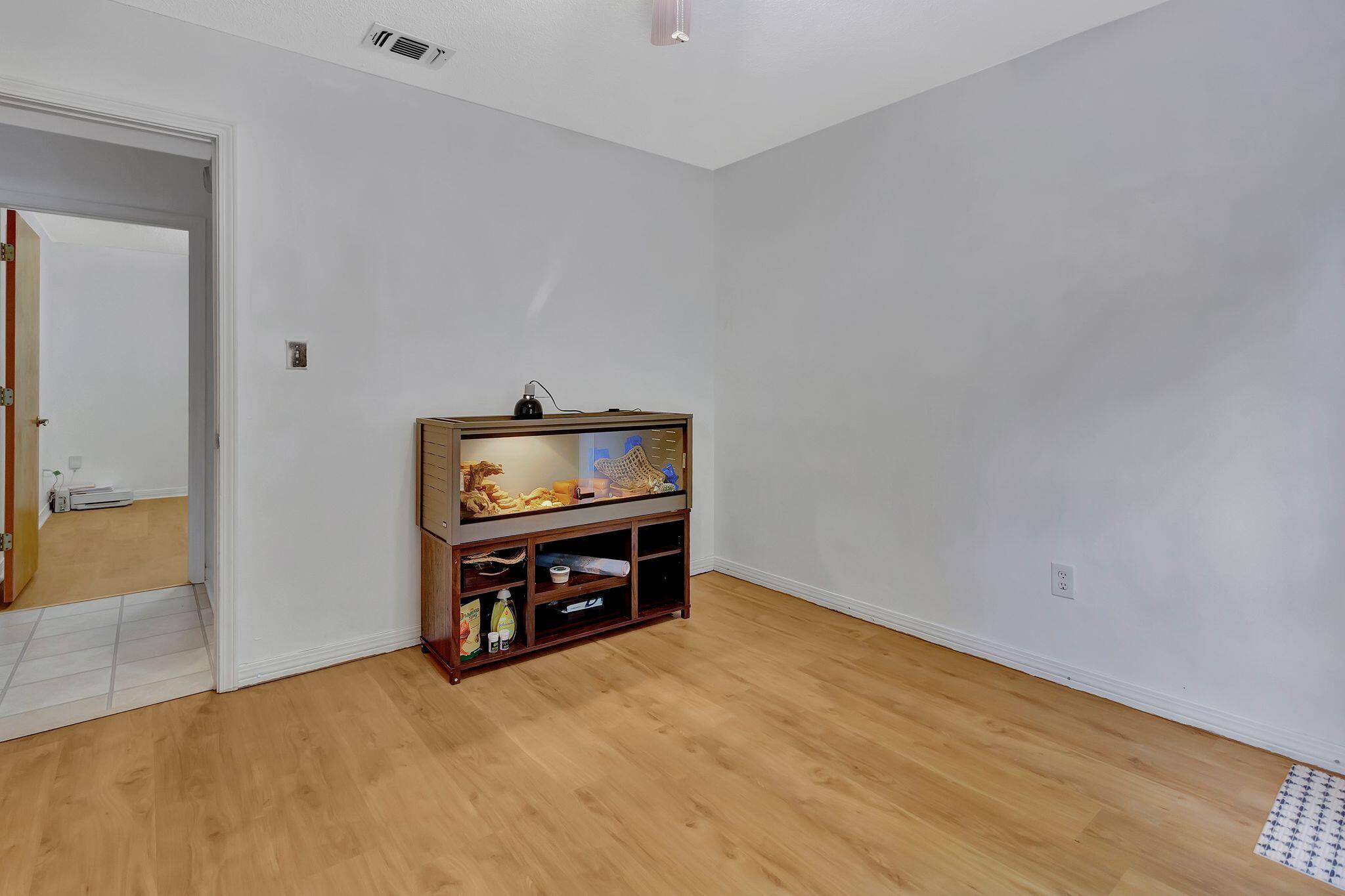 BURTON RIDGE - Residential Lease
