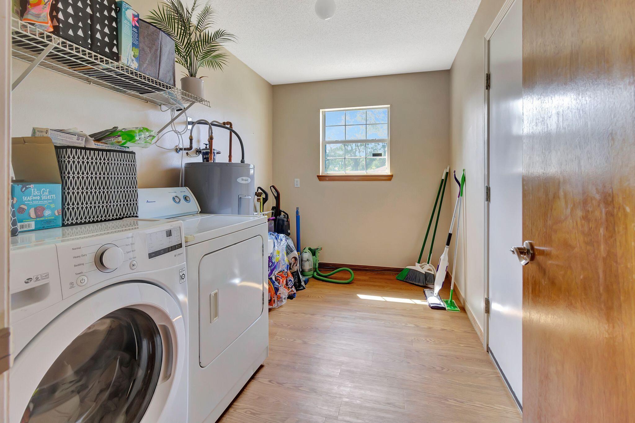BURTON RIDGE - Residential Lease