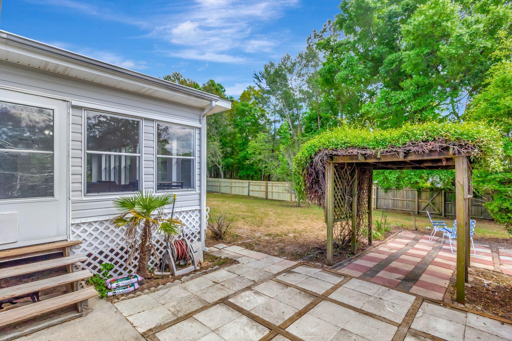 BURTON RIDGE - Residential Lease