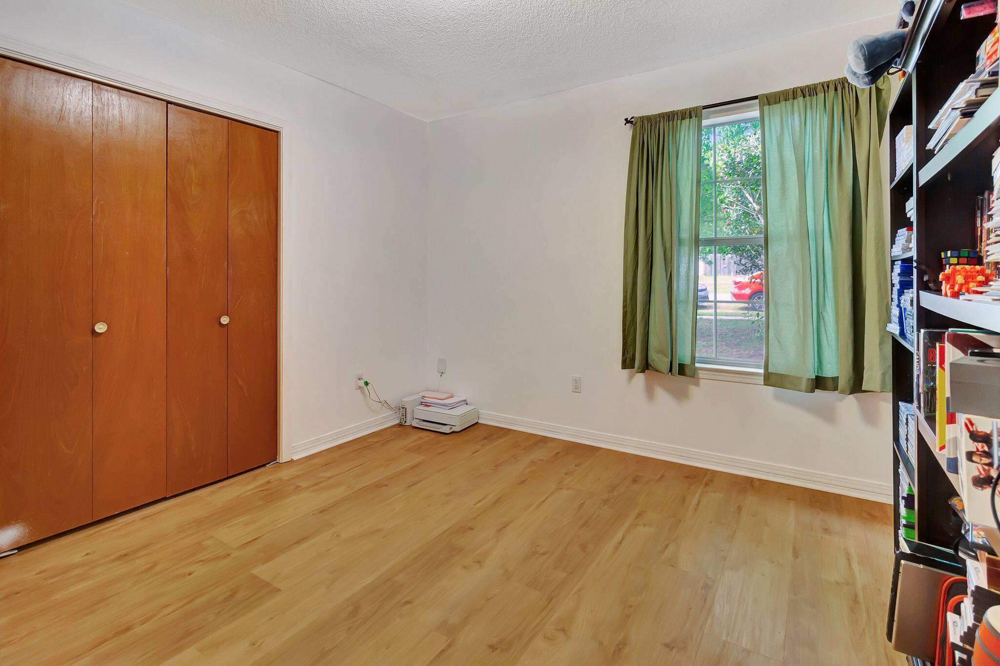 BURTON RIDGE - Residential Lease