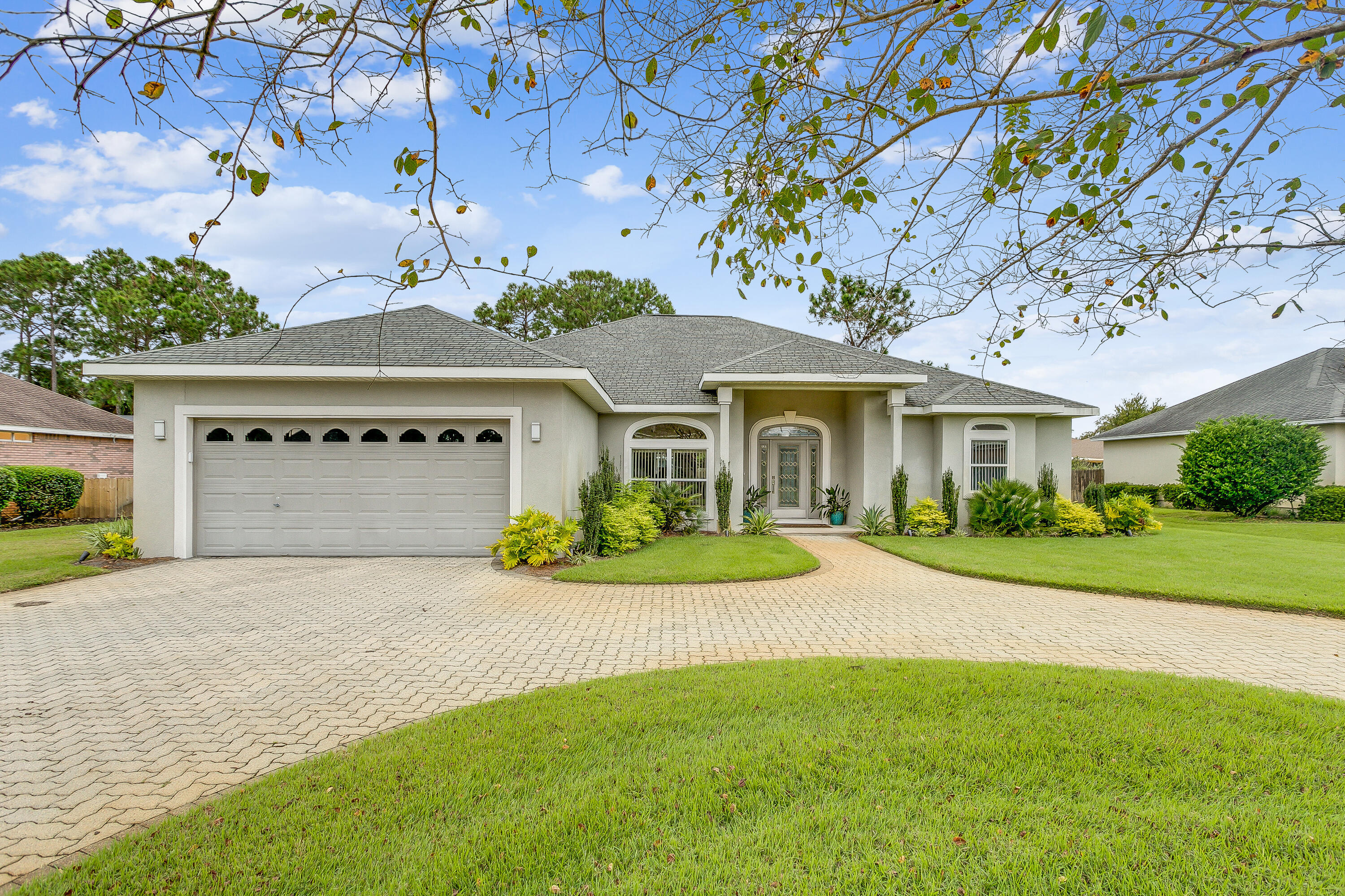 BAYWINDS GOLF ESTATES PH 3 - Residential