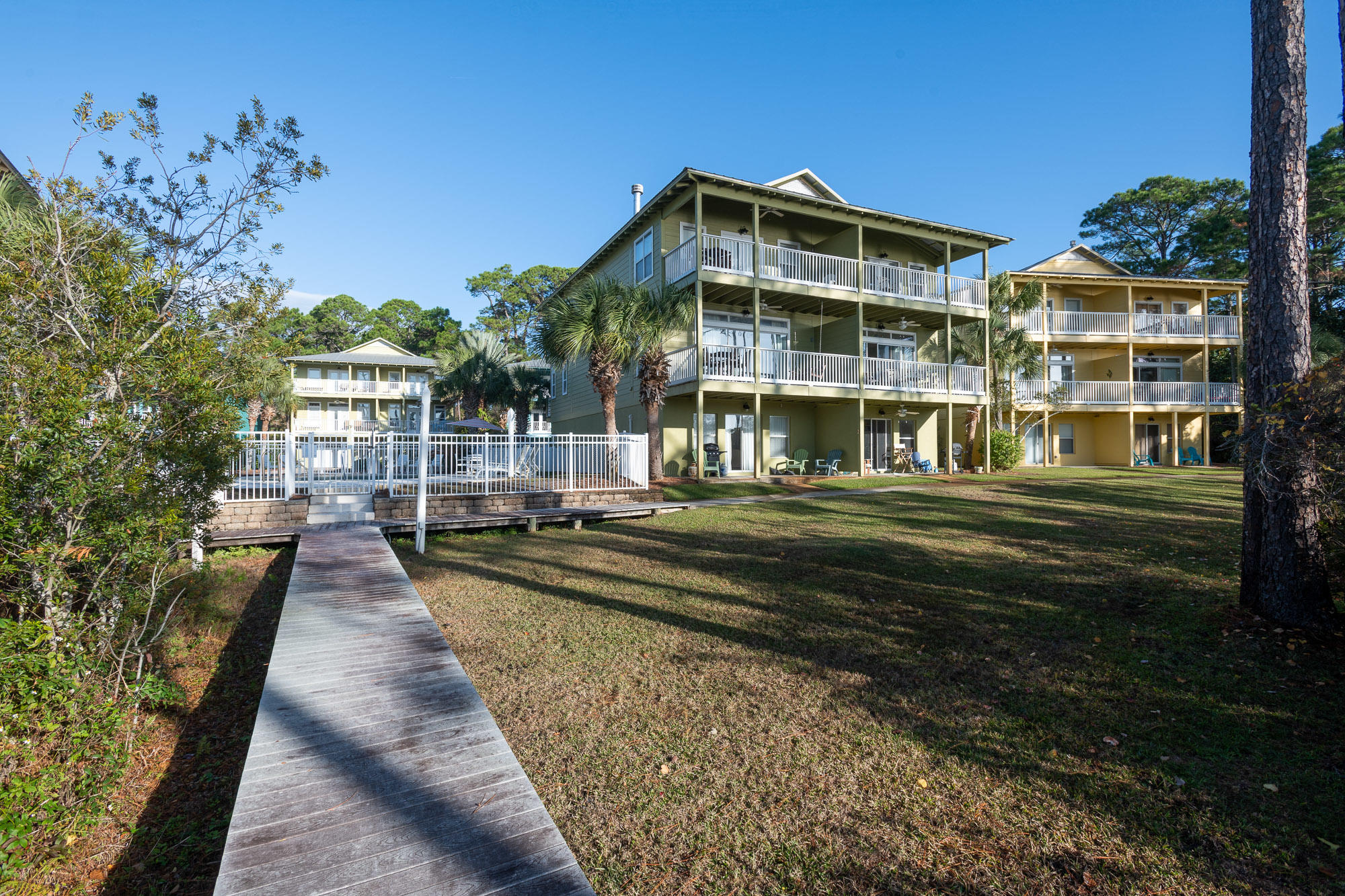 DUNE BREEZE VILLAS - Residential