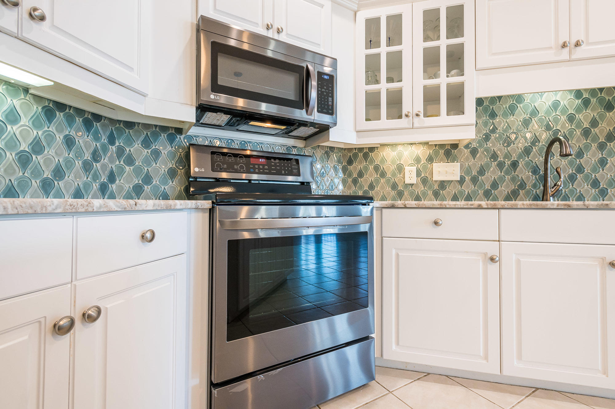 DUNE BREEZE VILLAS - Residential