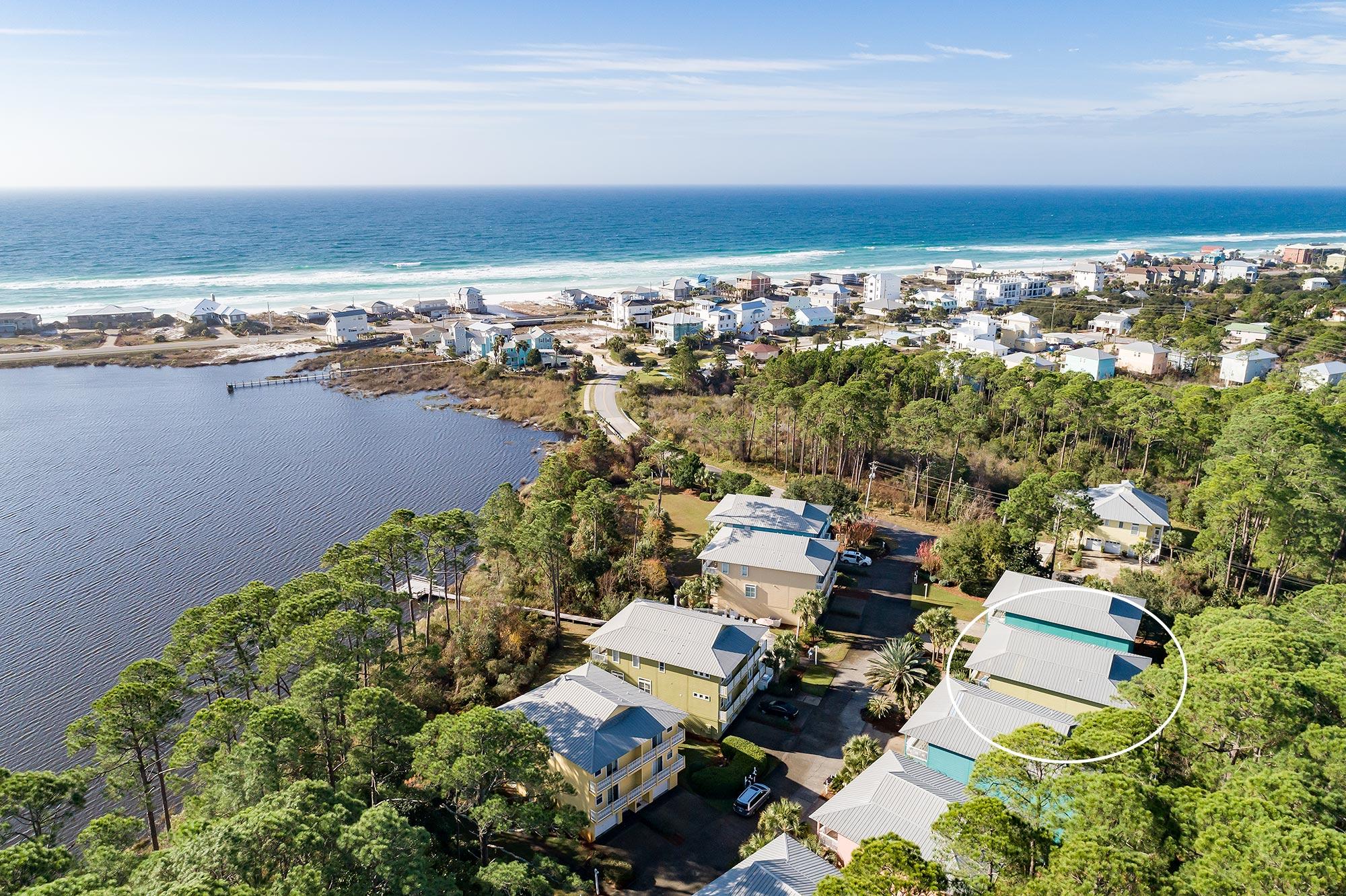 DUNE BREEZE VILLAS - Residential