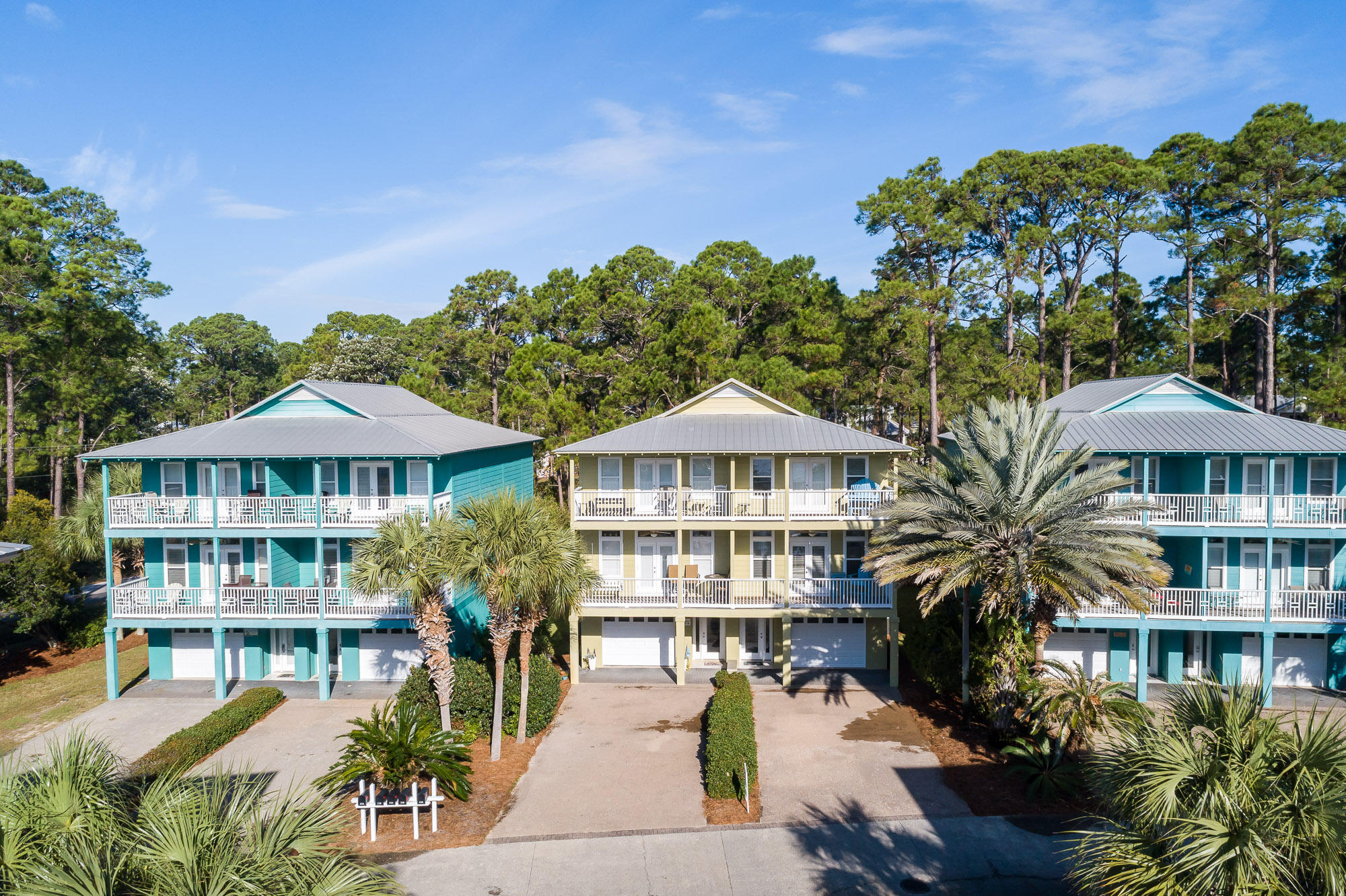 DUNE BREEZE VILLAS - Residential