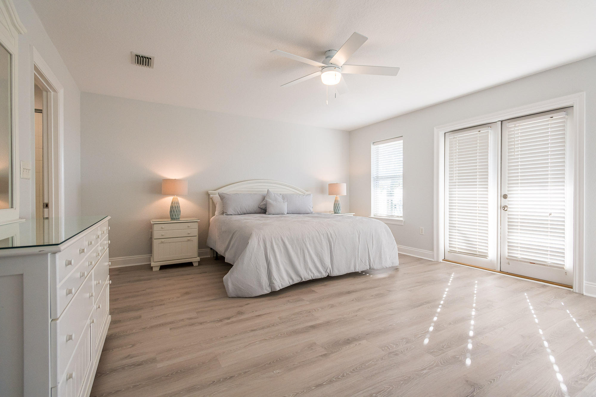 DUNE BREEZE VILLAS - Residential