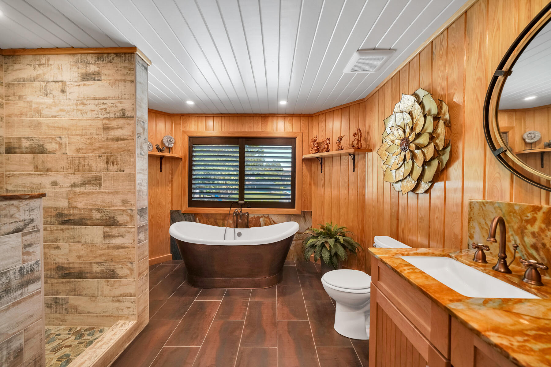 MARINERS COVE - Residential