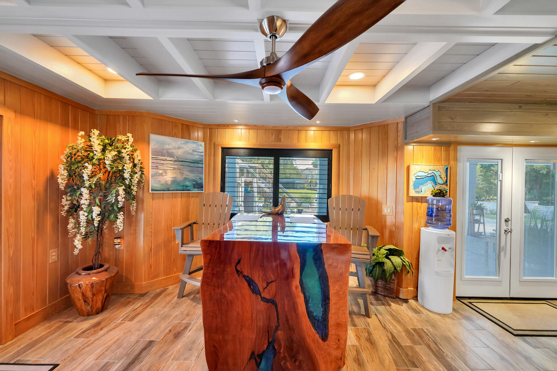 MARINERS COVE - Residential