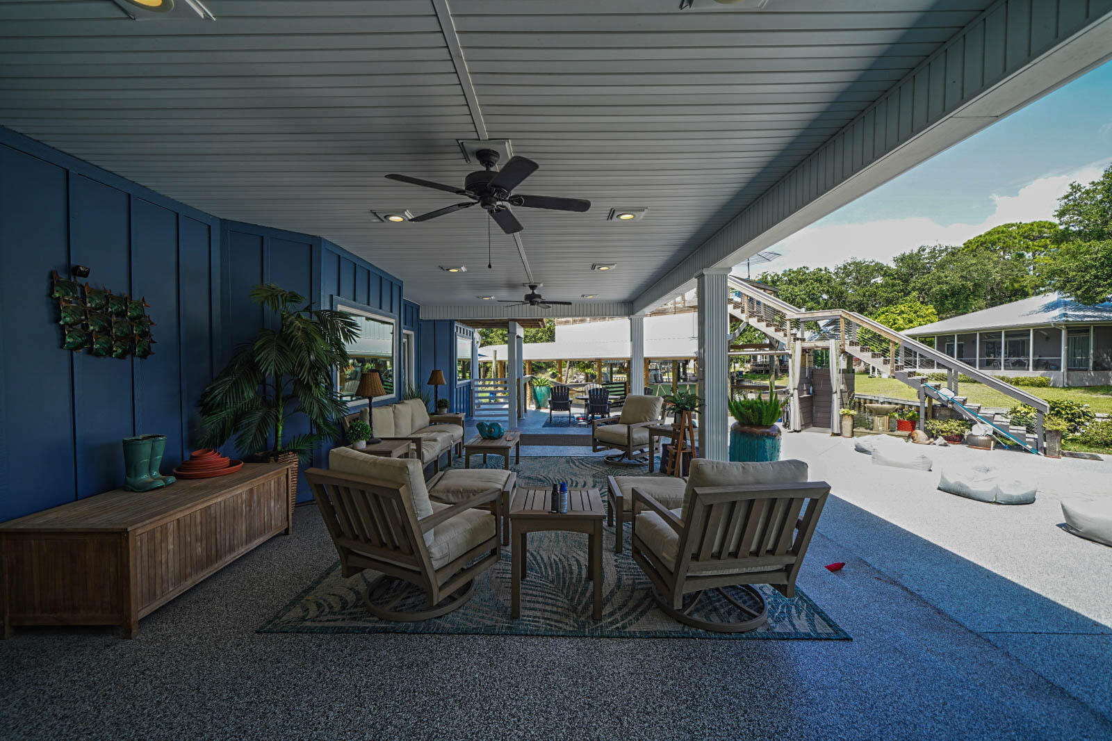 MARINERS COVE - Residential