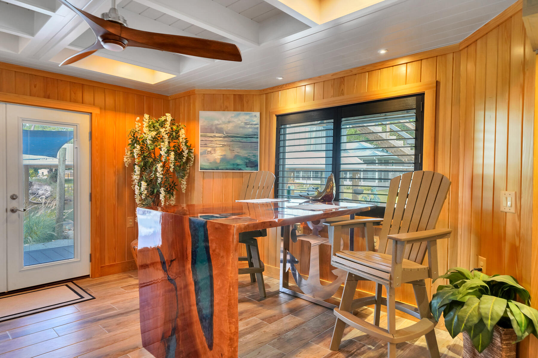 MARINERS COVE - Residential