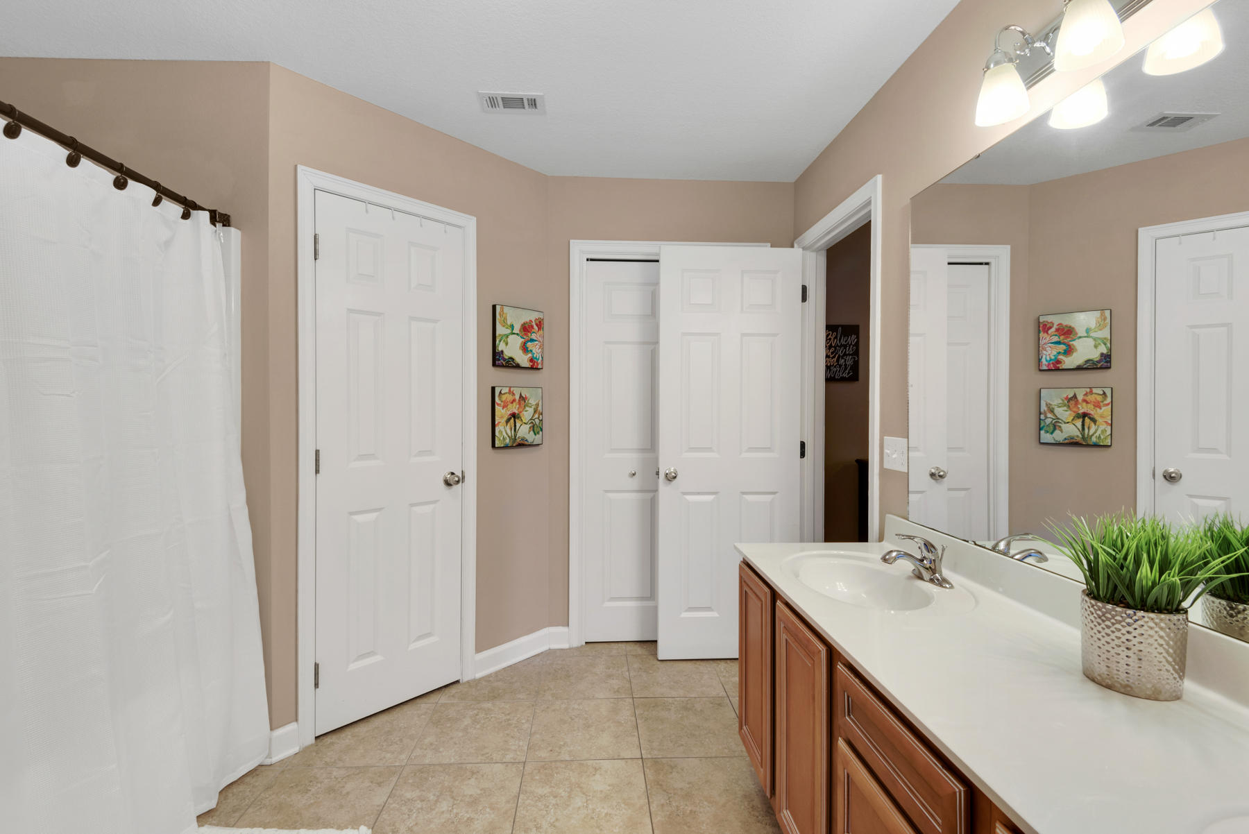 SUMMERWOOD - Residential