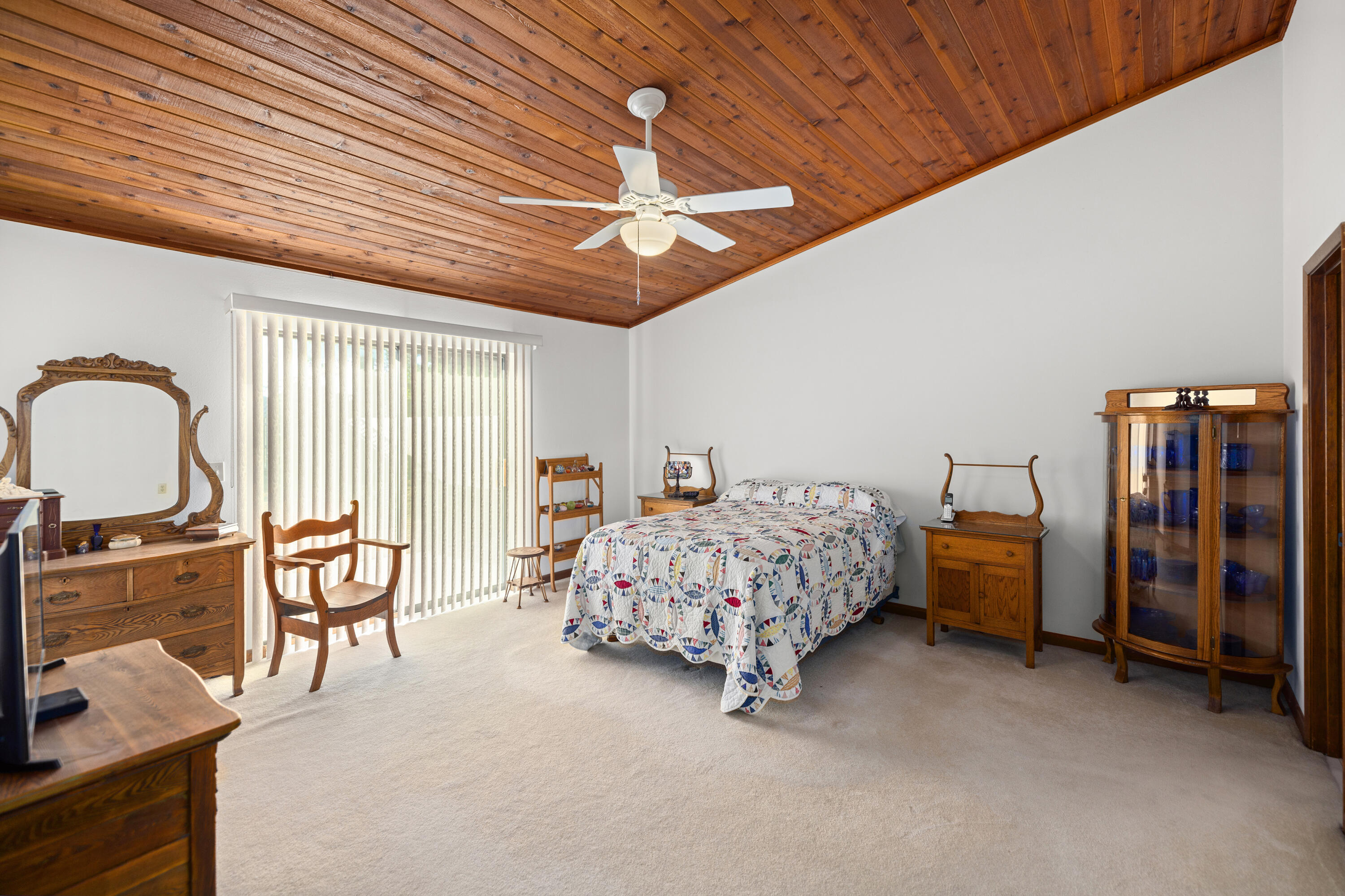 VALPARAISO PINECREST #6 - Residential