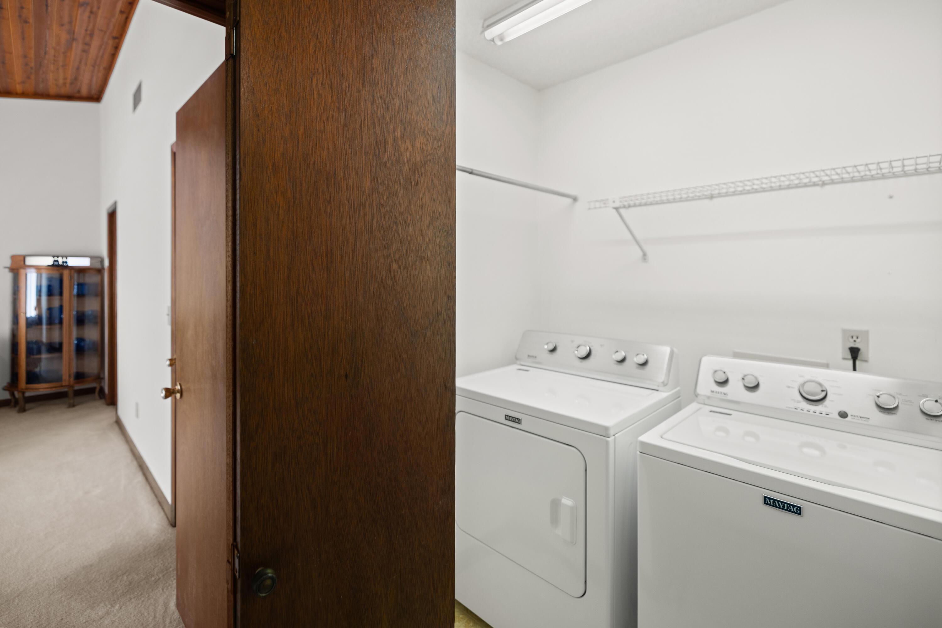 VALPARAISO PINECREST #6 - Residential