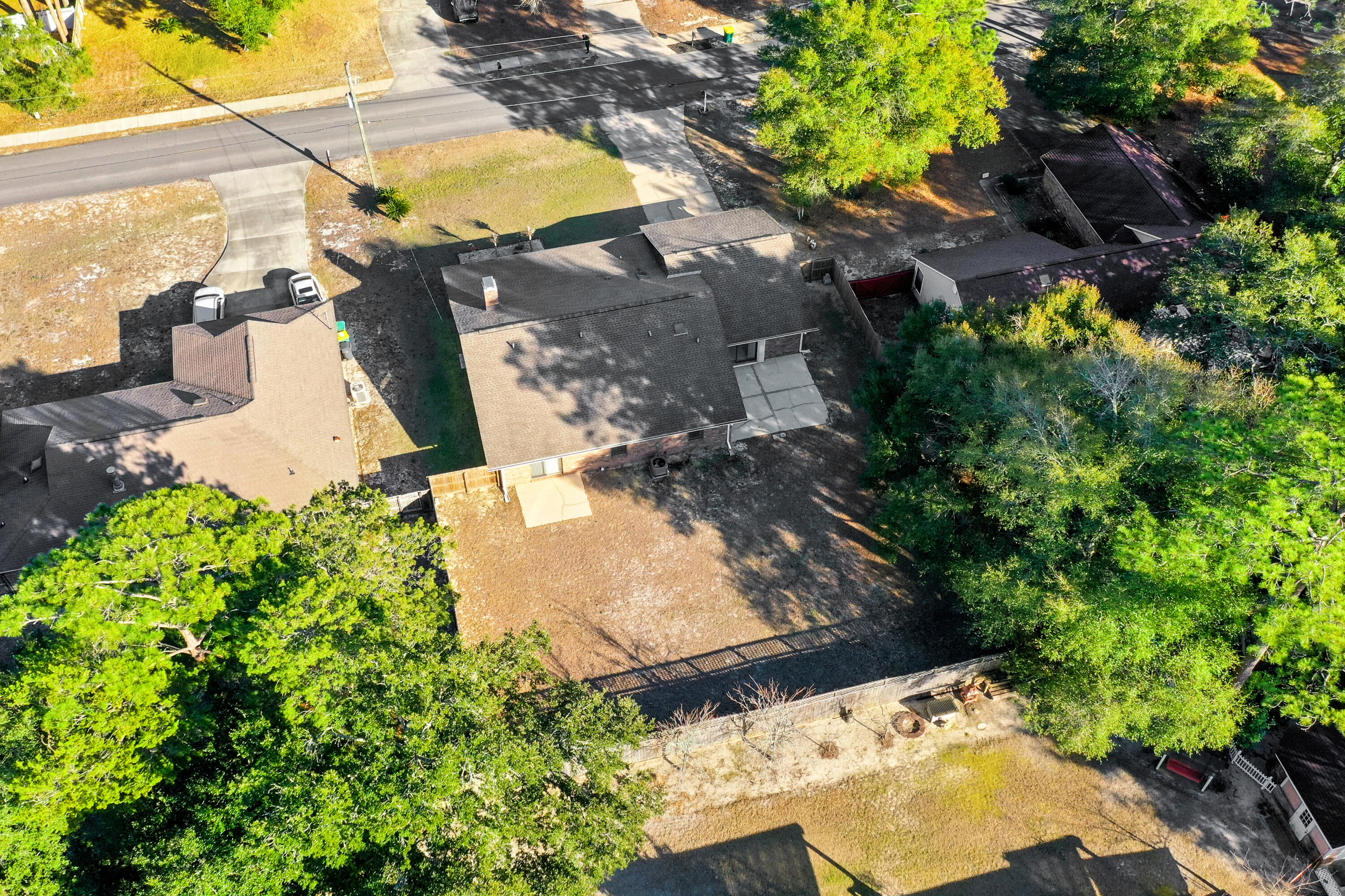 VALPARAISO PINECREST #6 - Residential