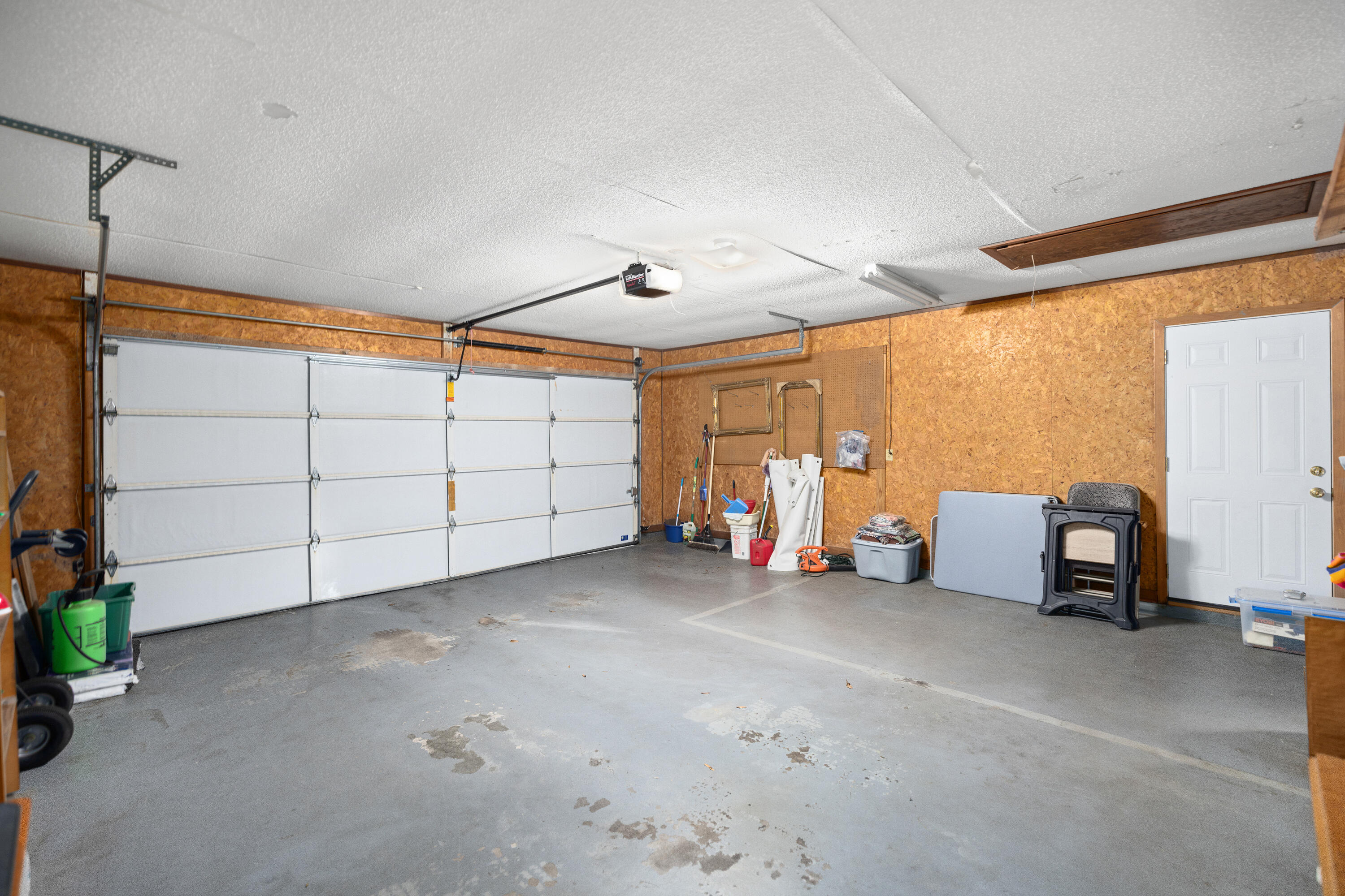 VALPARAISO PINECREST #6 - Residential