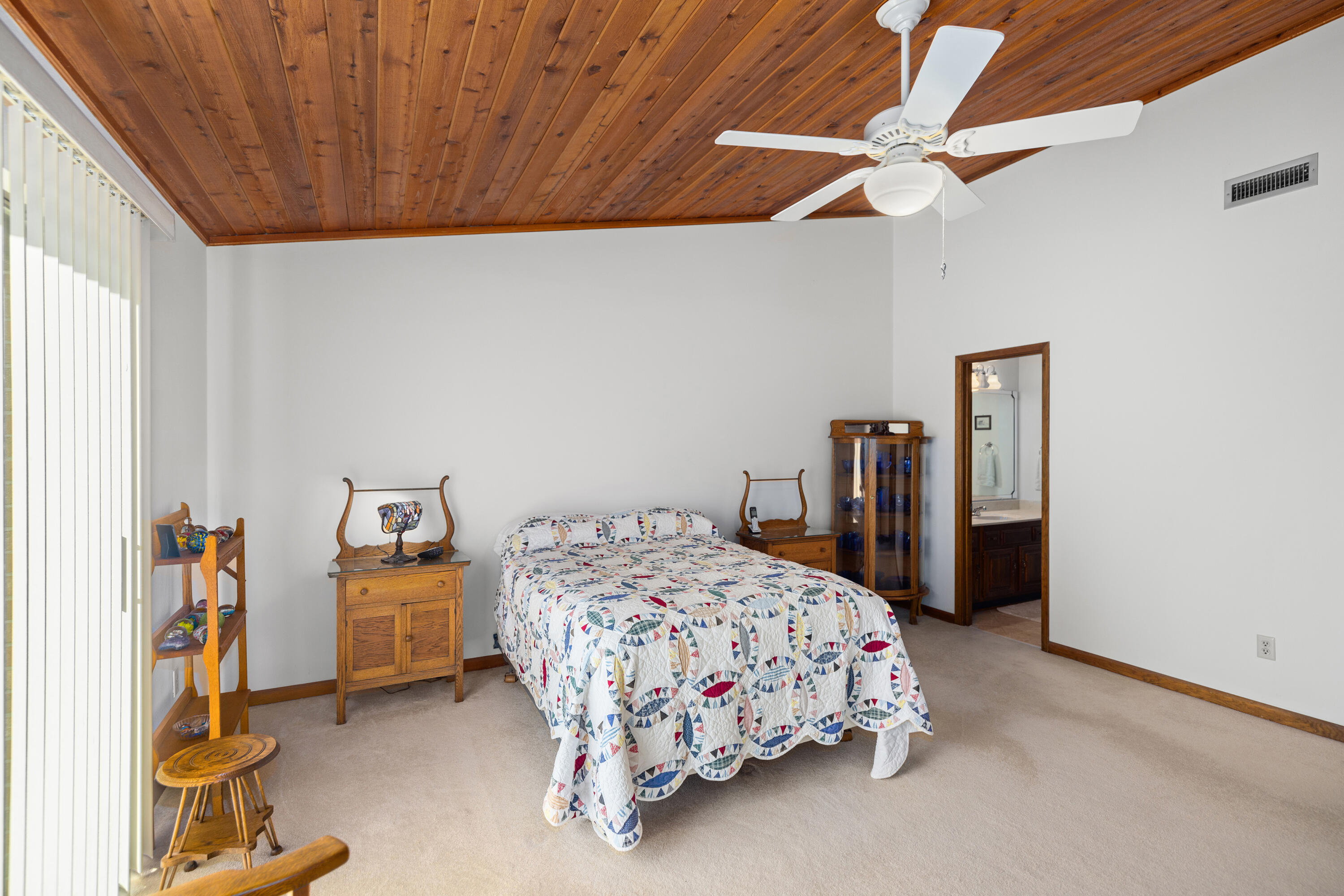 VALPARAISO PINECREST #6 - Residential