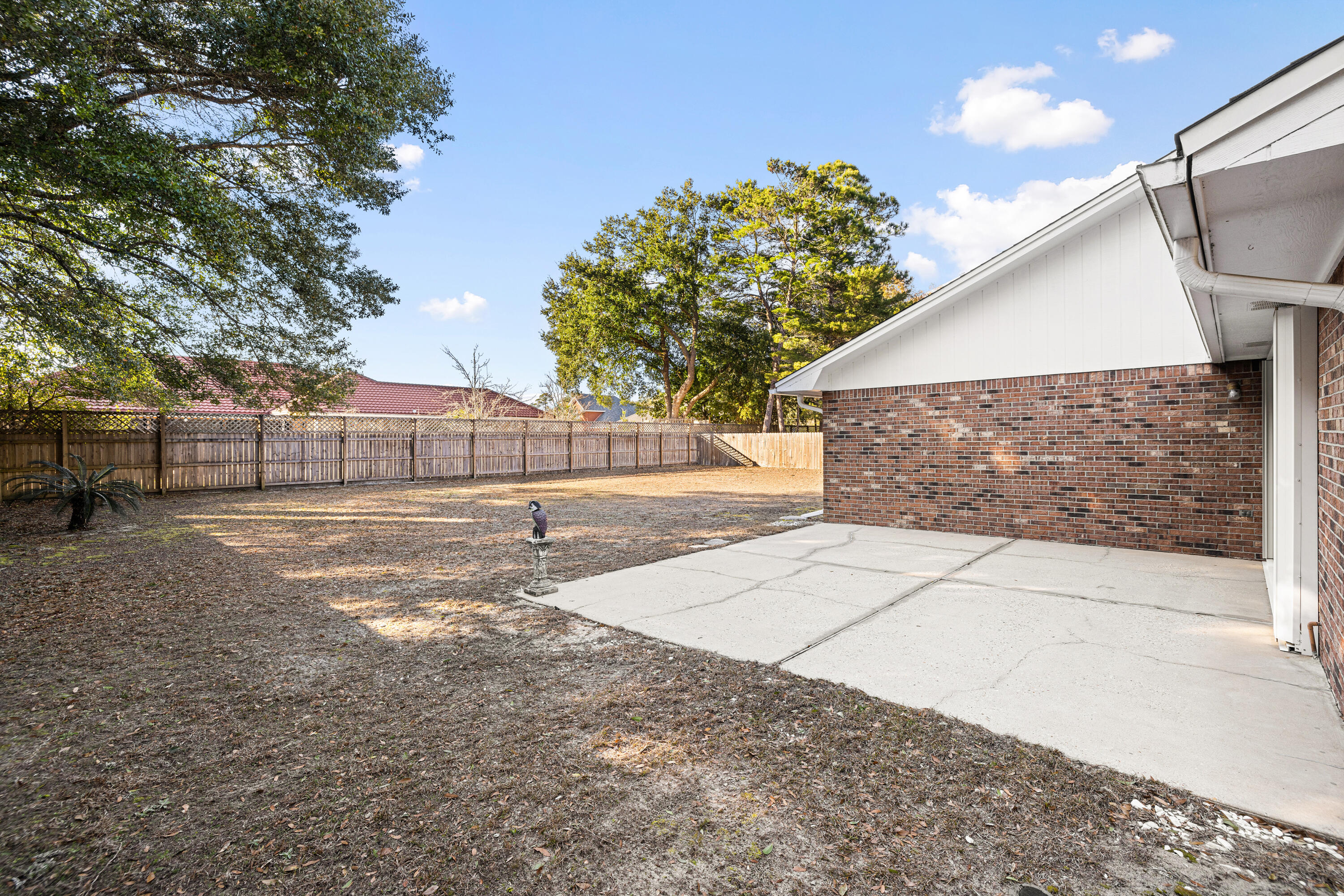 VALPARAISO PINECREST #6 - Residential