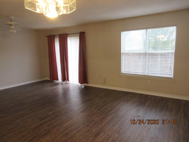 FOREST HILLS UNIT 1 - Residential Lease