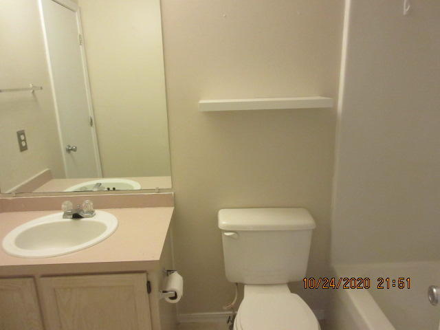 FOREST HILLS UNIT 1 - Residential Lease