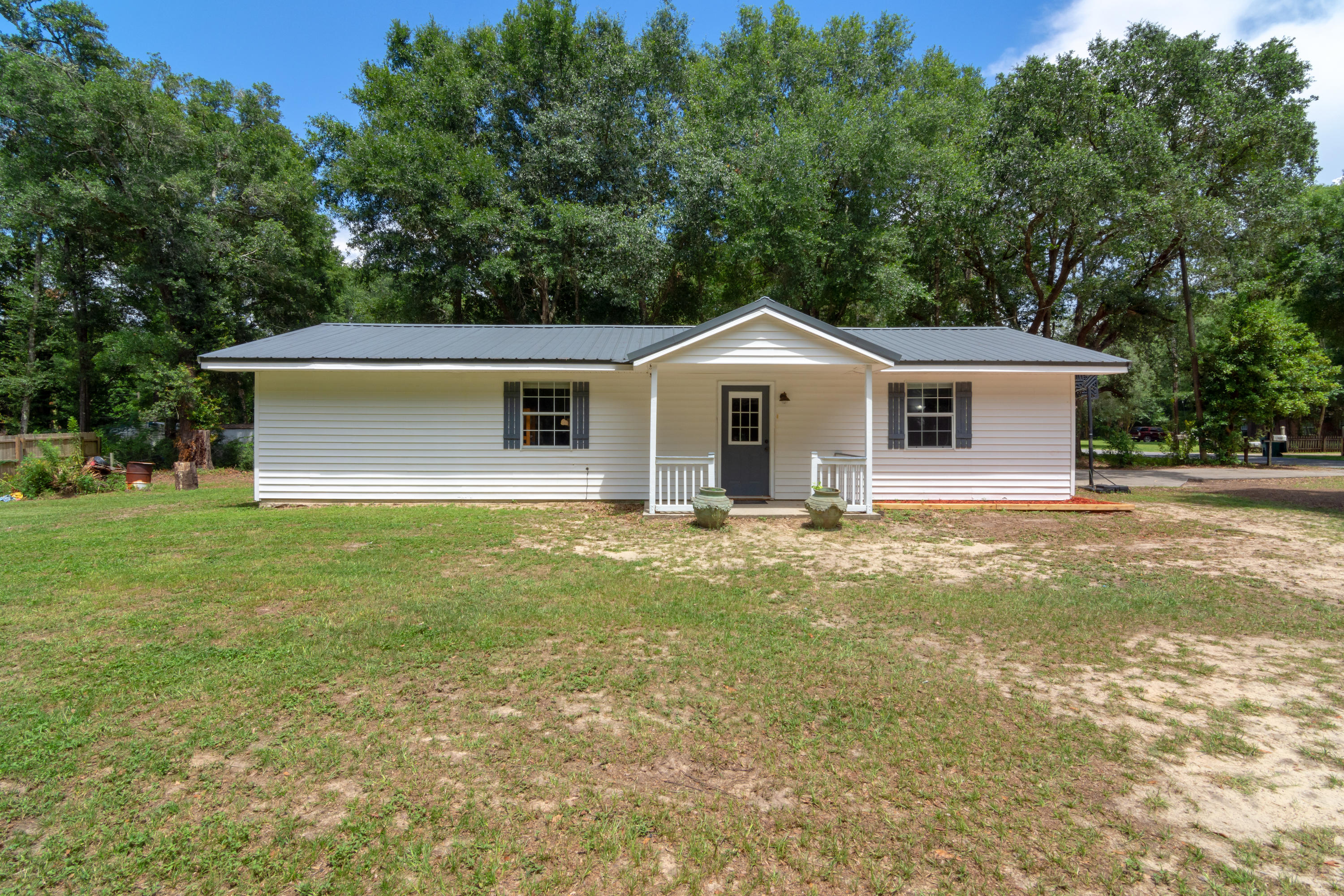 CINCO ADDN TO CRESTVIEW - Residential