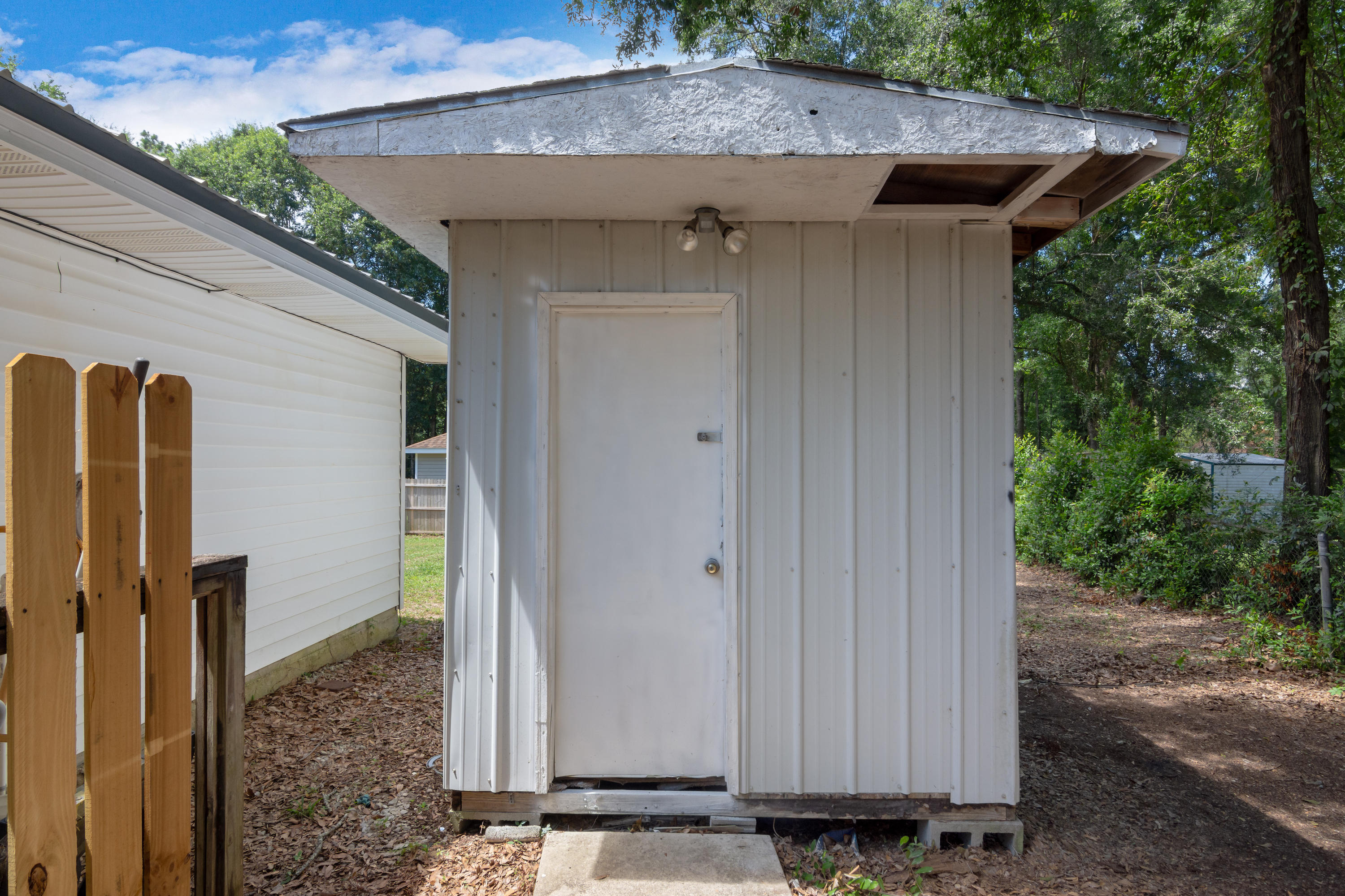 CINCO ADDN TO CRESTVIEW - Residential