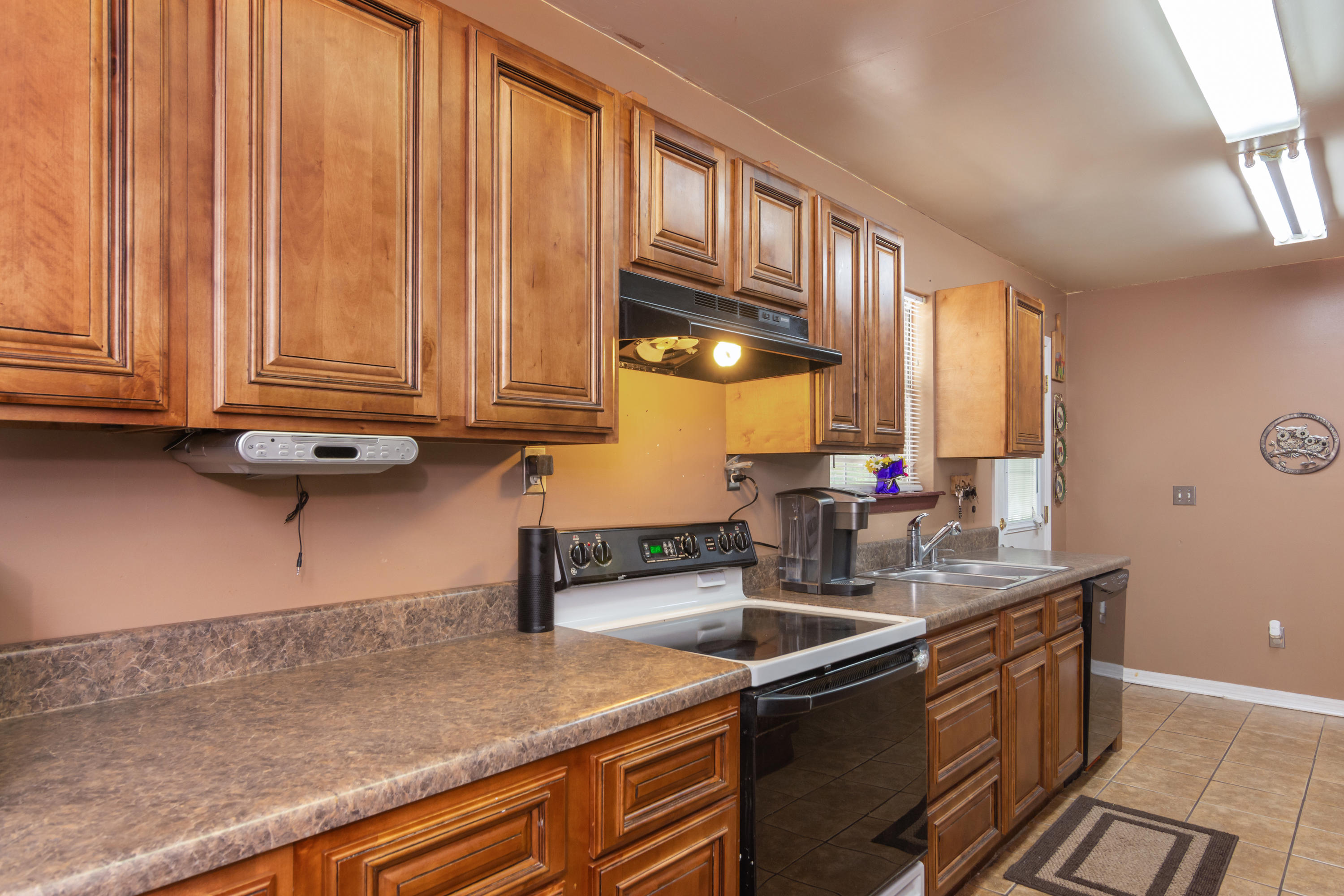 CINCO ADDN TO CRESTVIEW - Residential