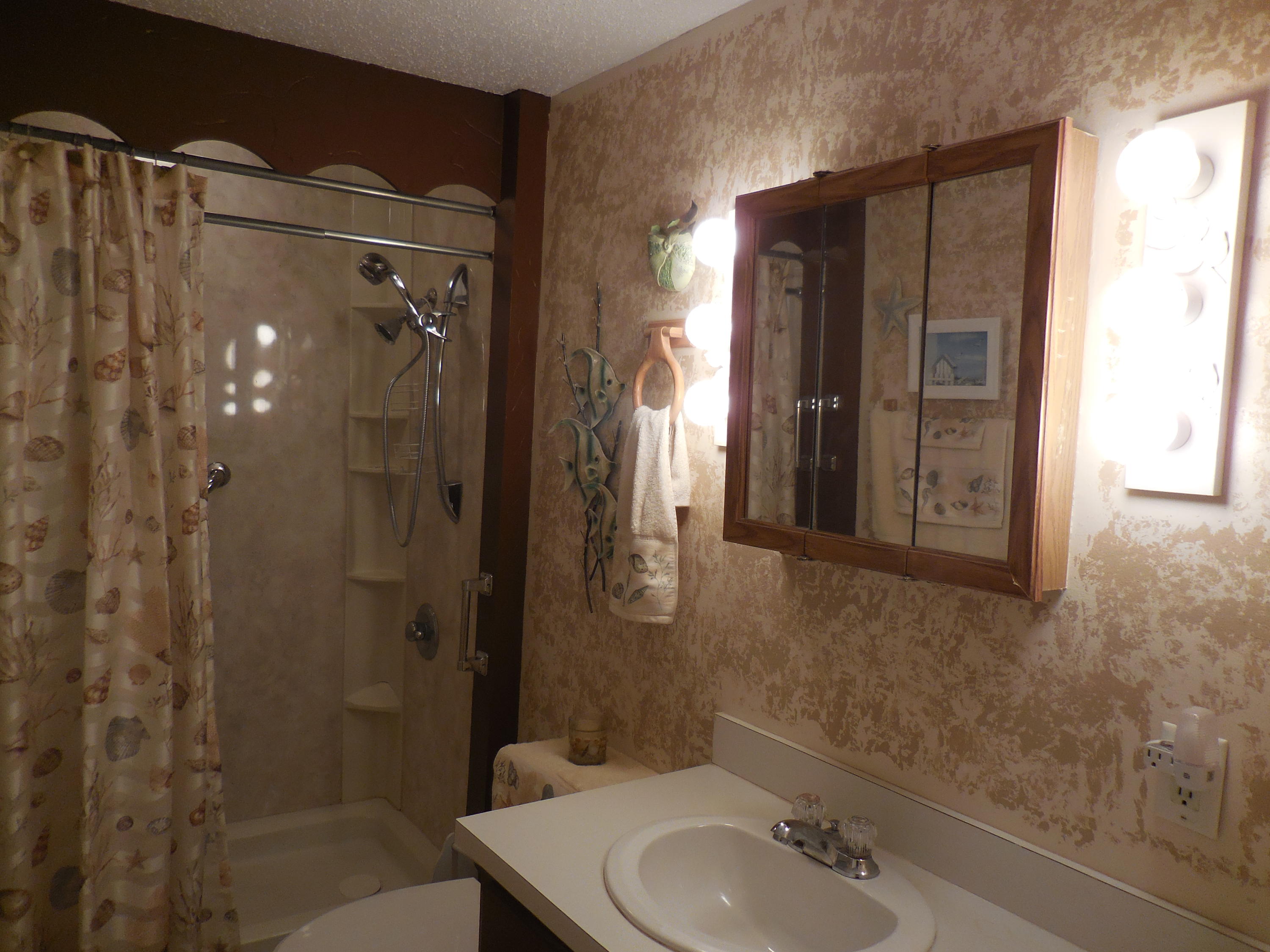 MULLET CREEK - Residential