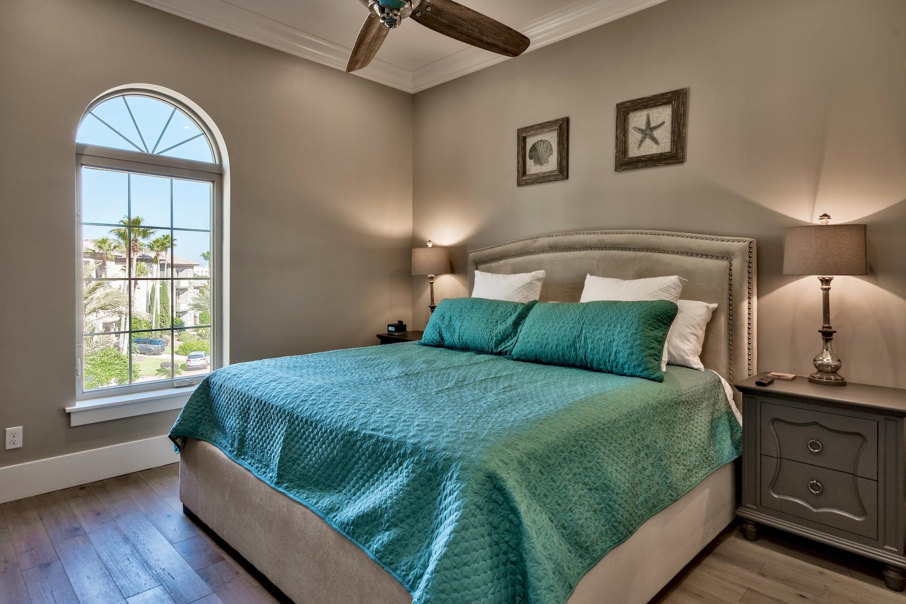 SAINT TROPEZ - Residential