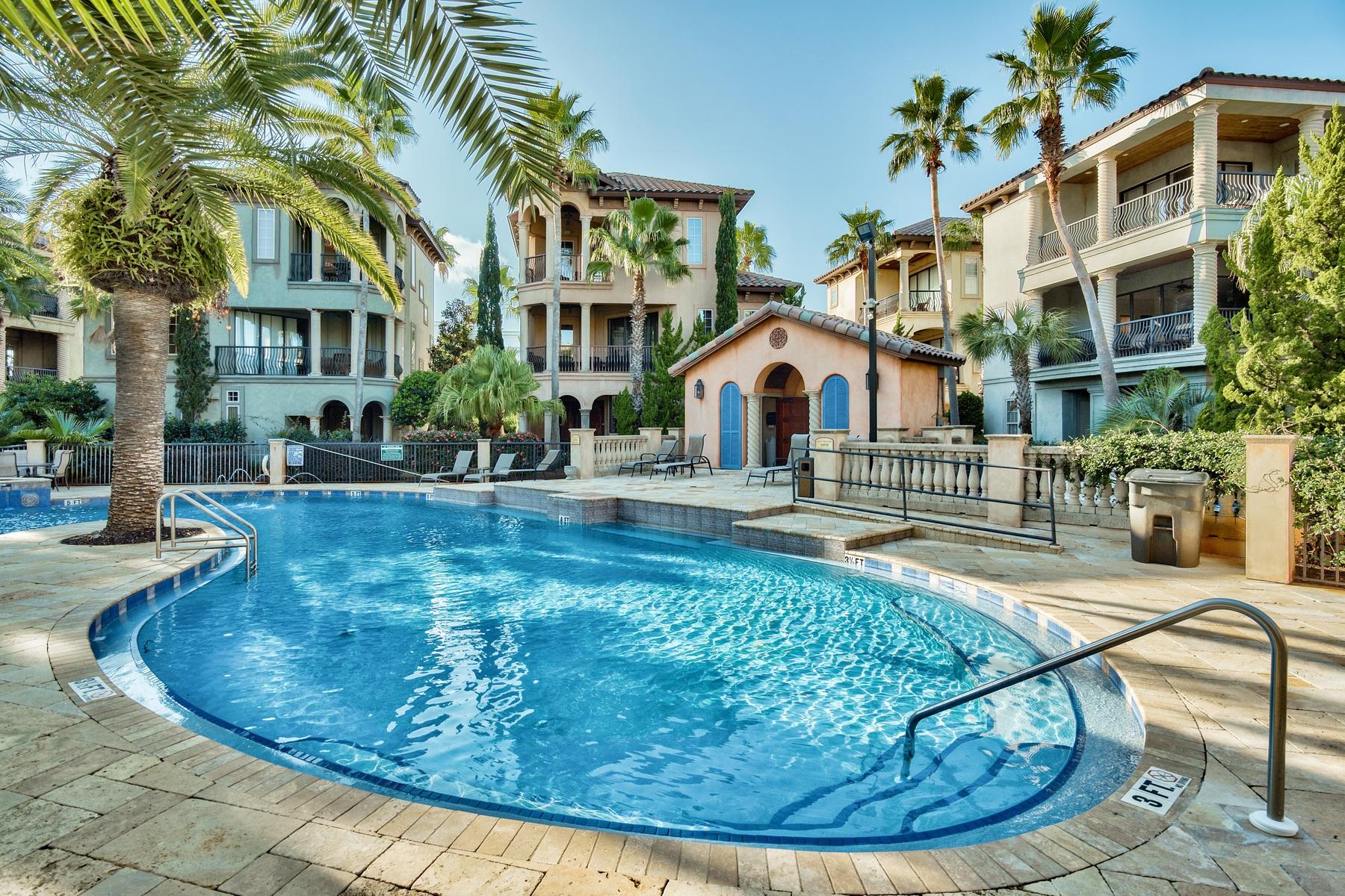 SAINT TROPEZ - Residential