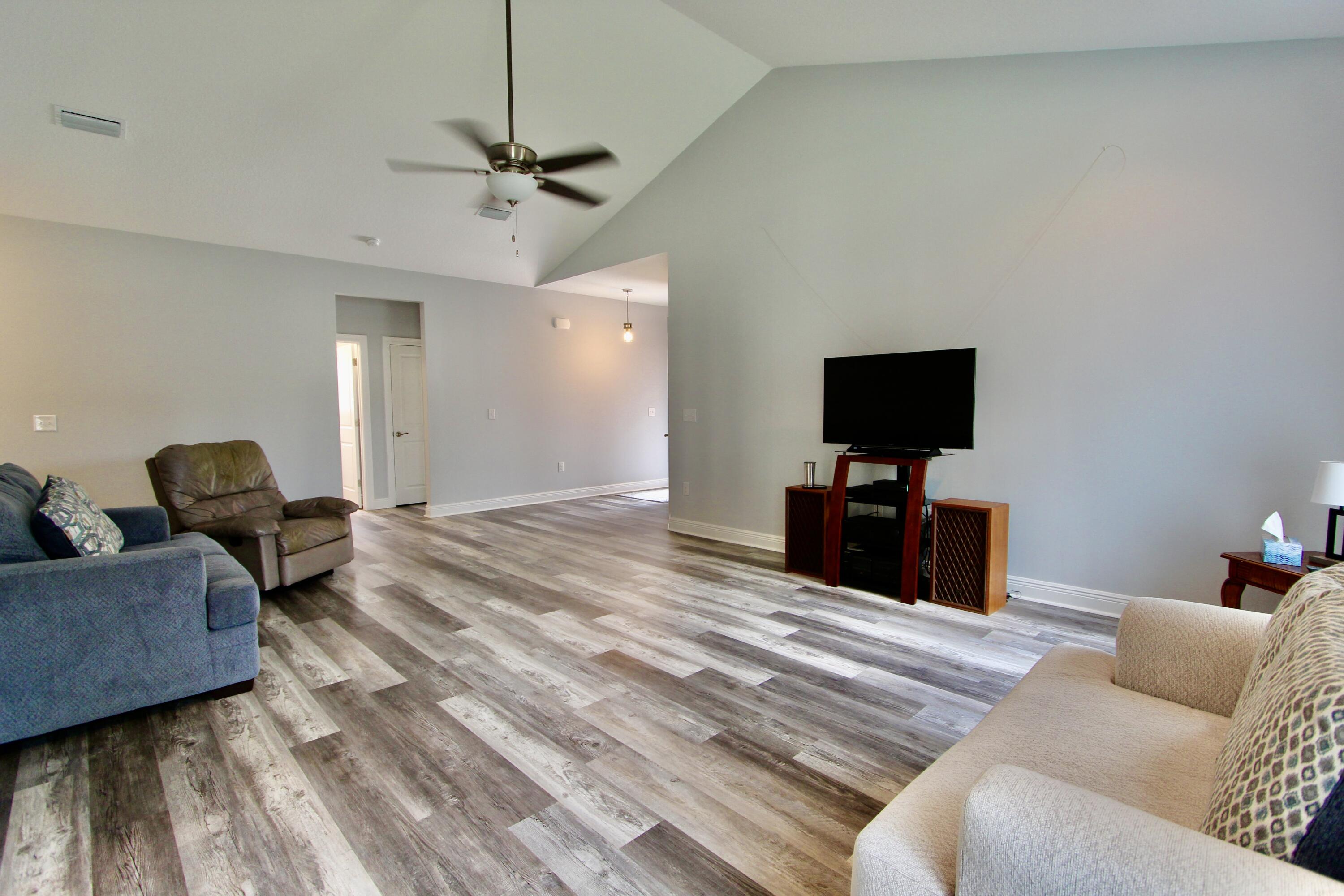 GARDEN CITY - Residential