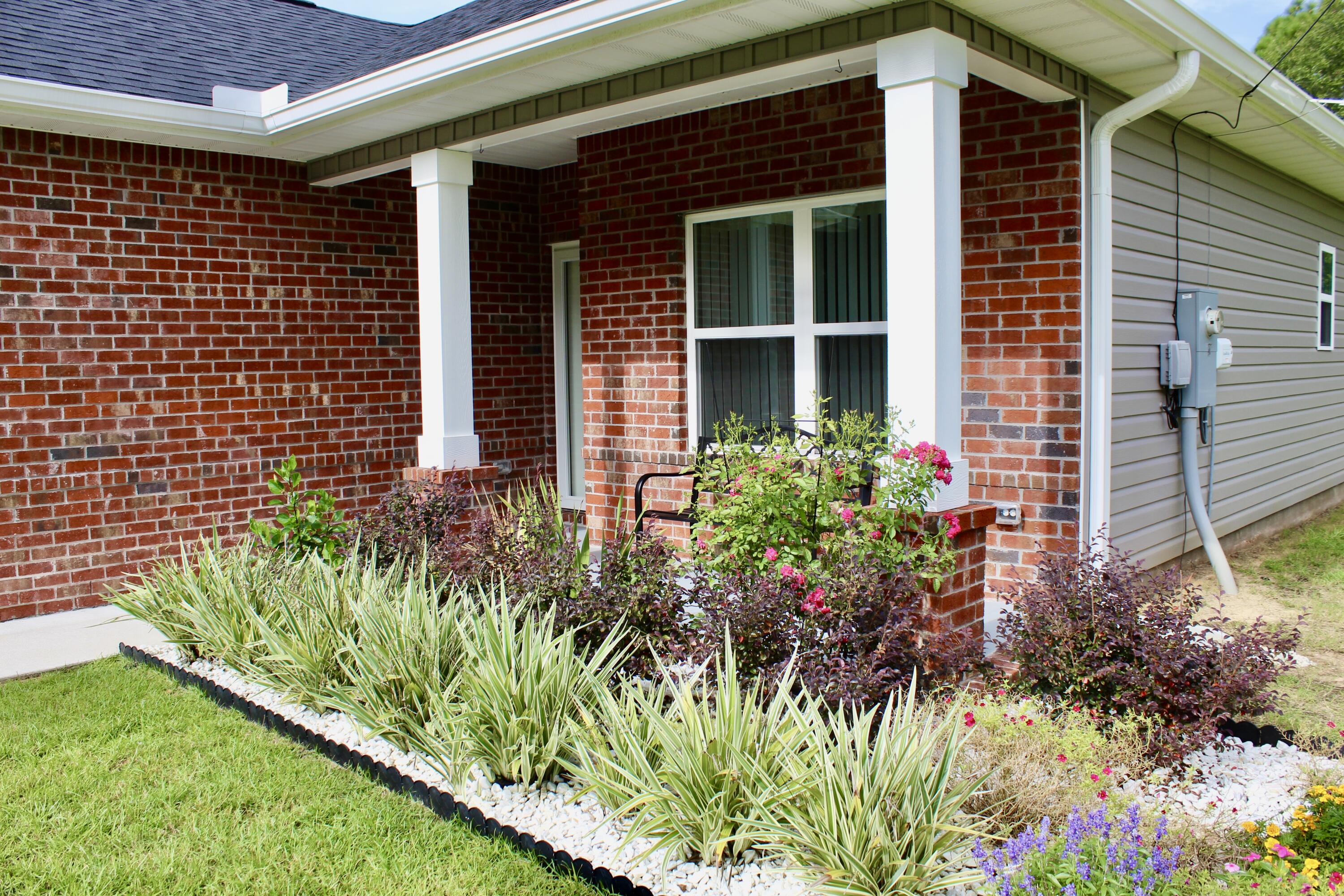 GARDEN CITY - Residential