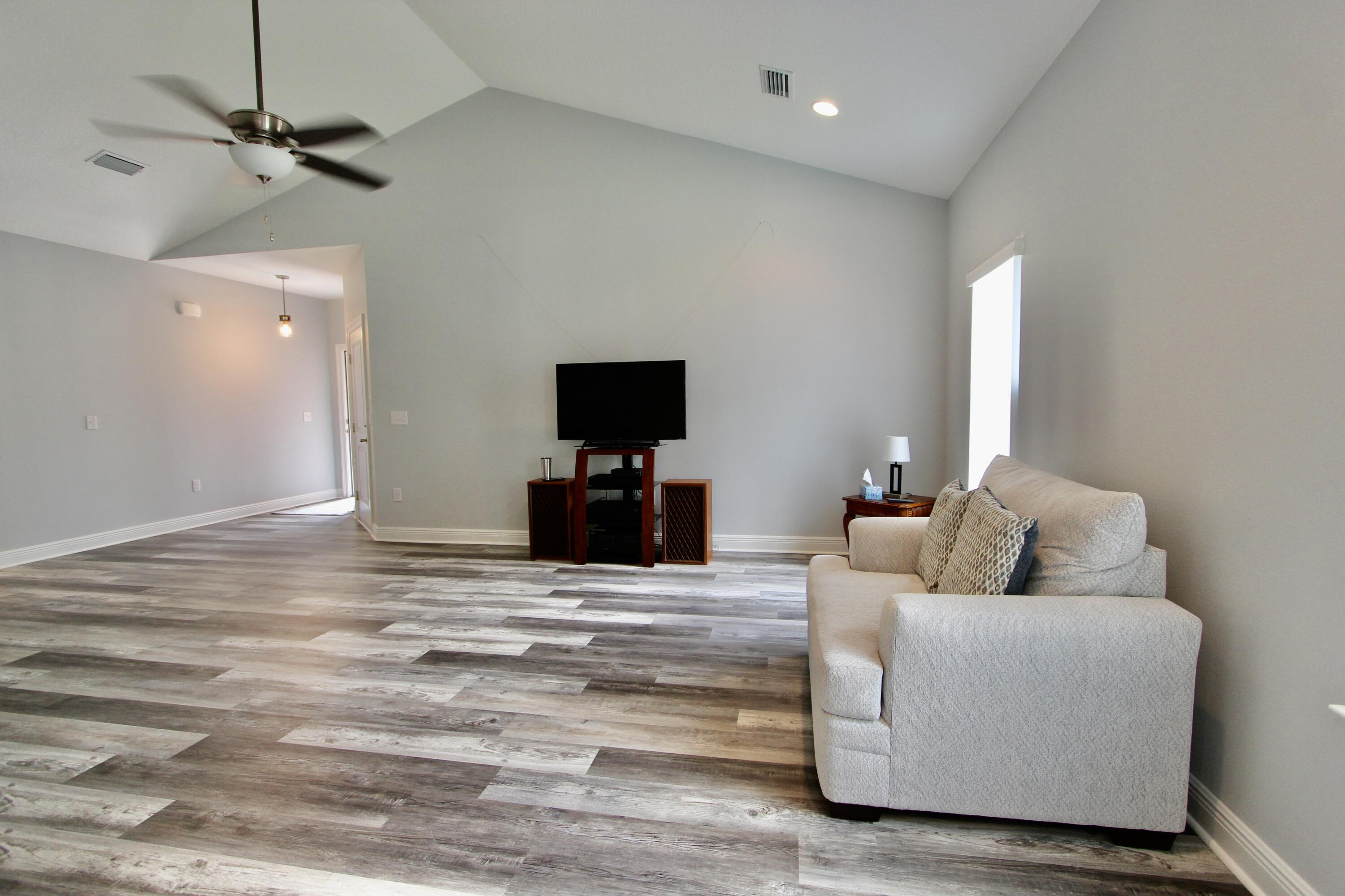 GARDEN CITY - Residential