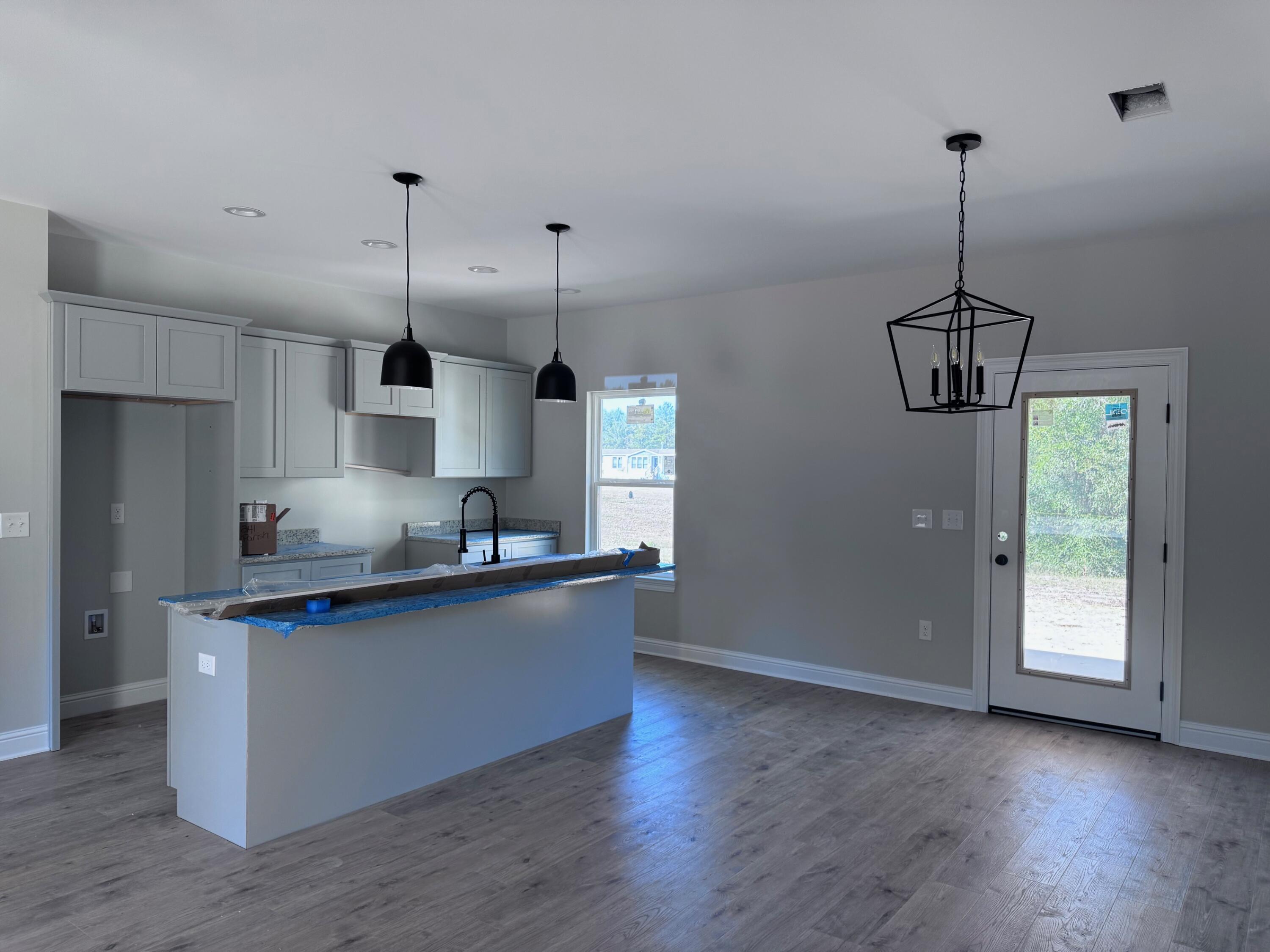 HOLLY GROVE EAST - Residential