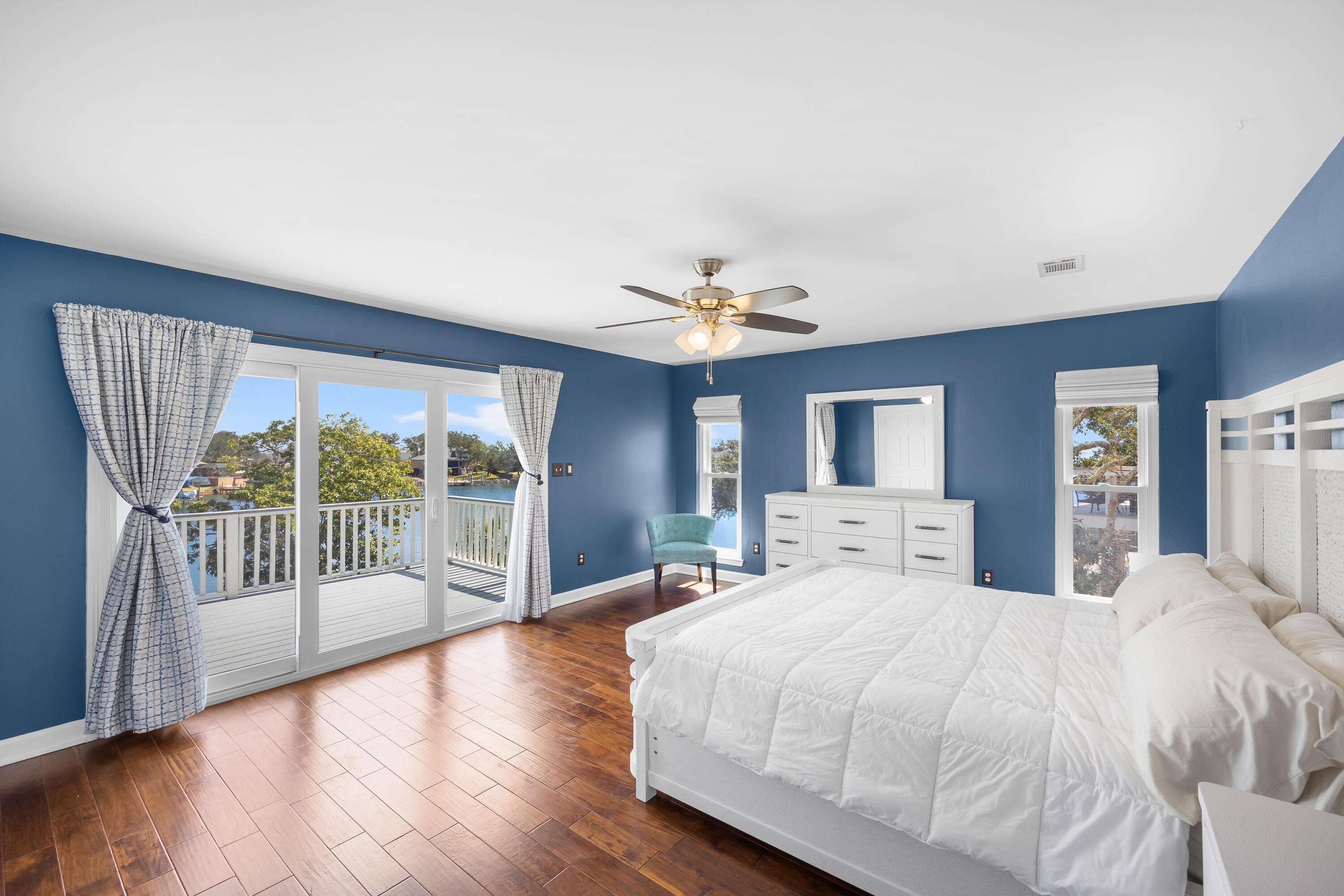 LAKE LORRAINE GARDENS - Residential