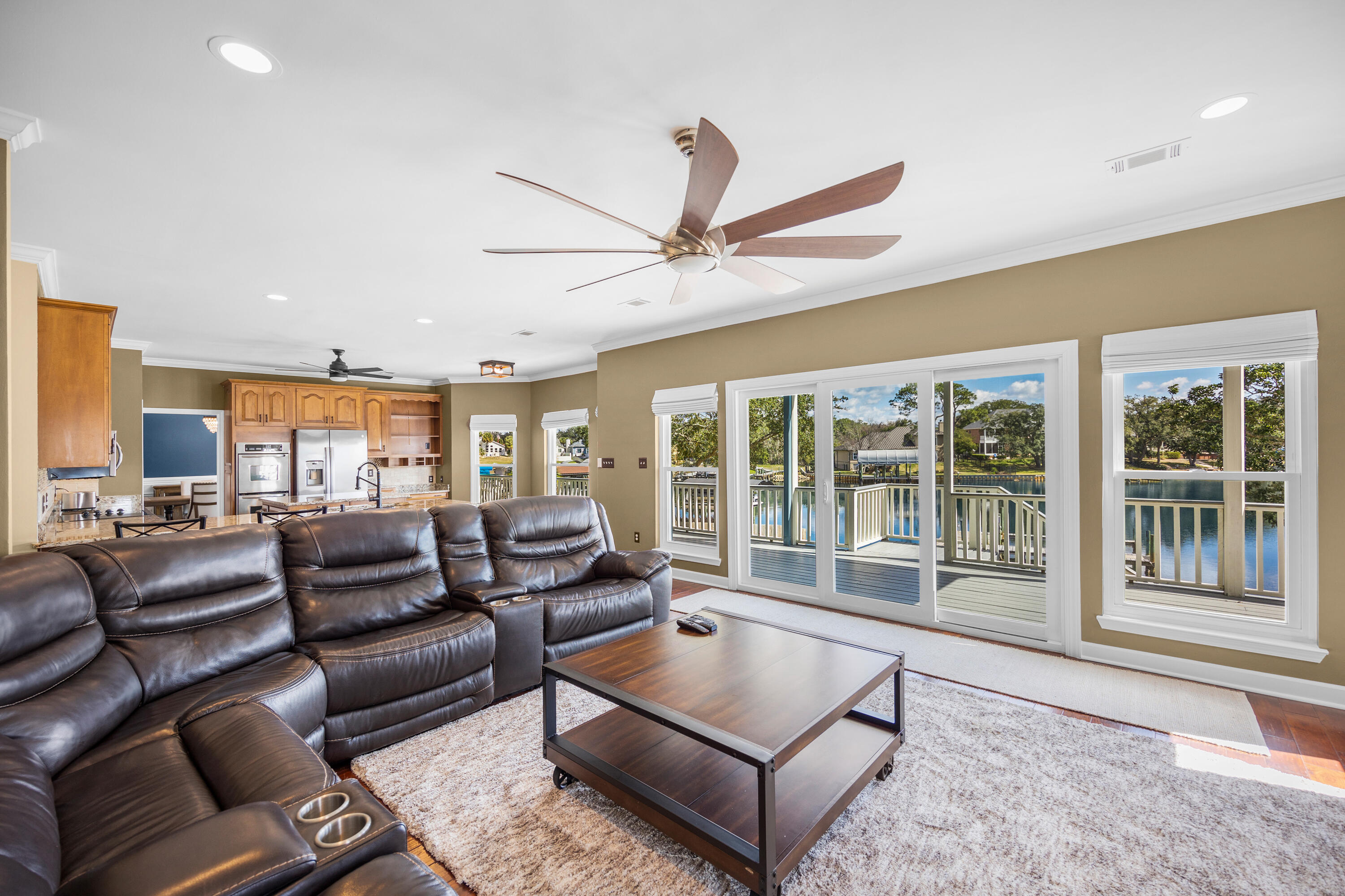 LAKE LORRAINE GARDENS - Residential