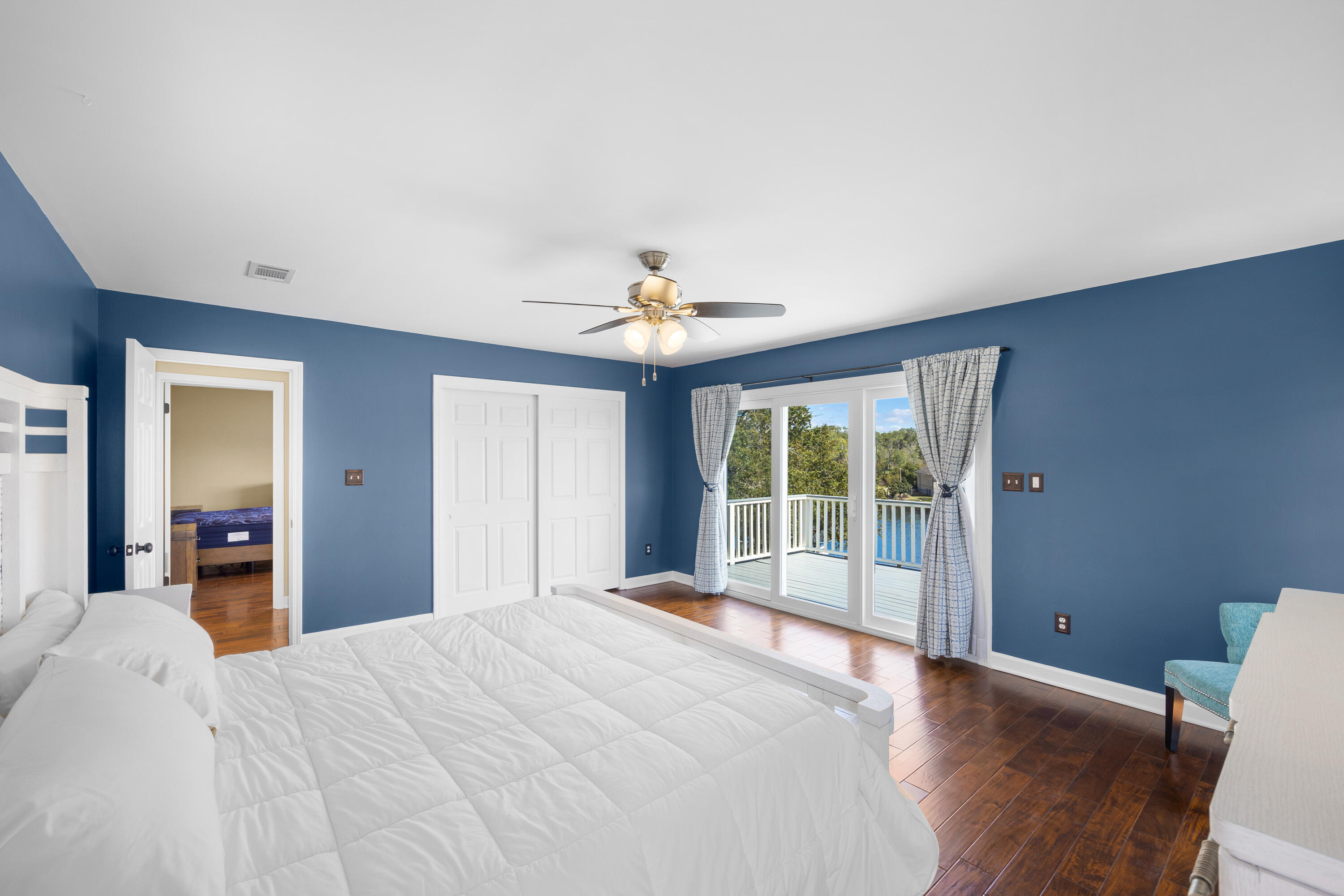 LAKE LORRAINE GARDENS - Residential