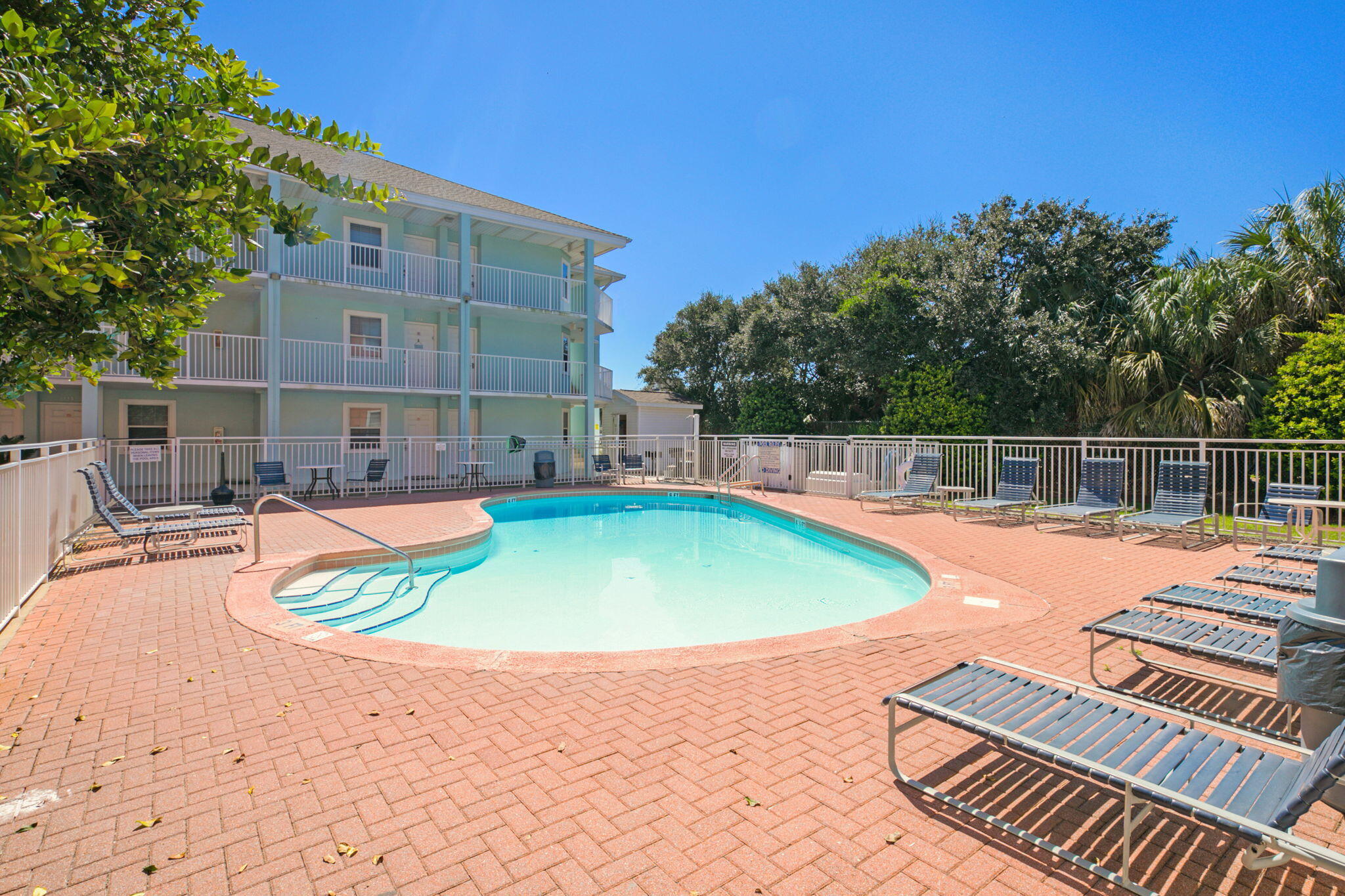 GULFVIEW 2 CONDO PH 1 - Residential