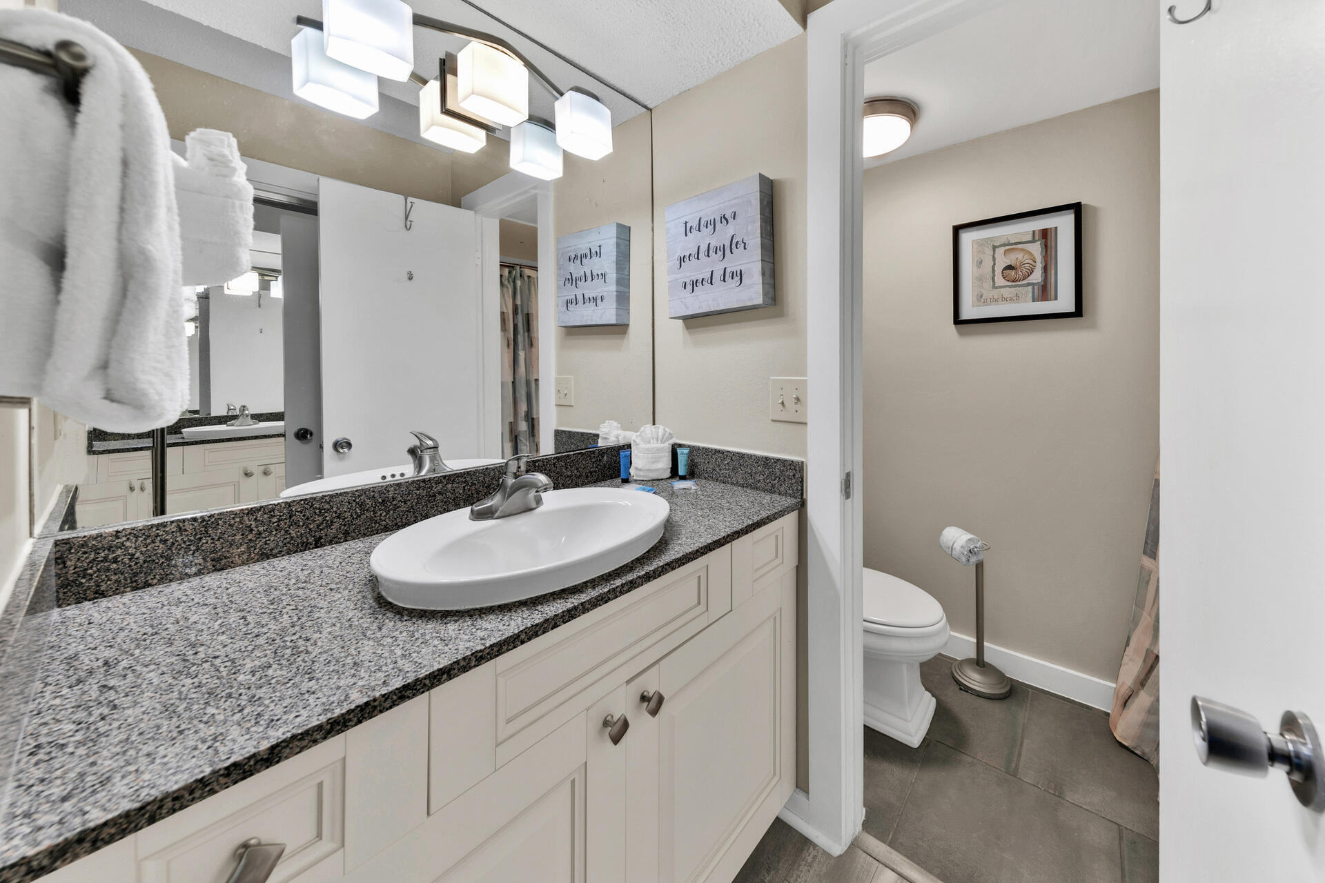 SEASCAPE CONDO GARDEN VILLA - Residential