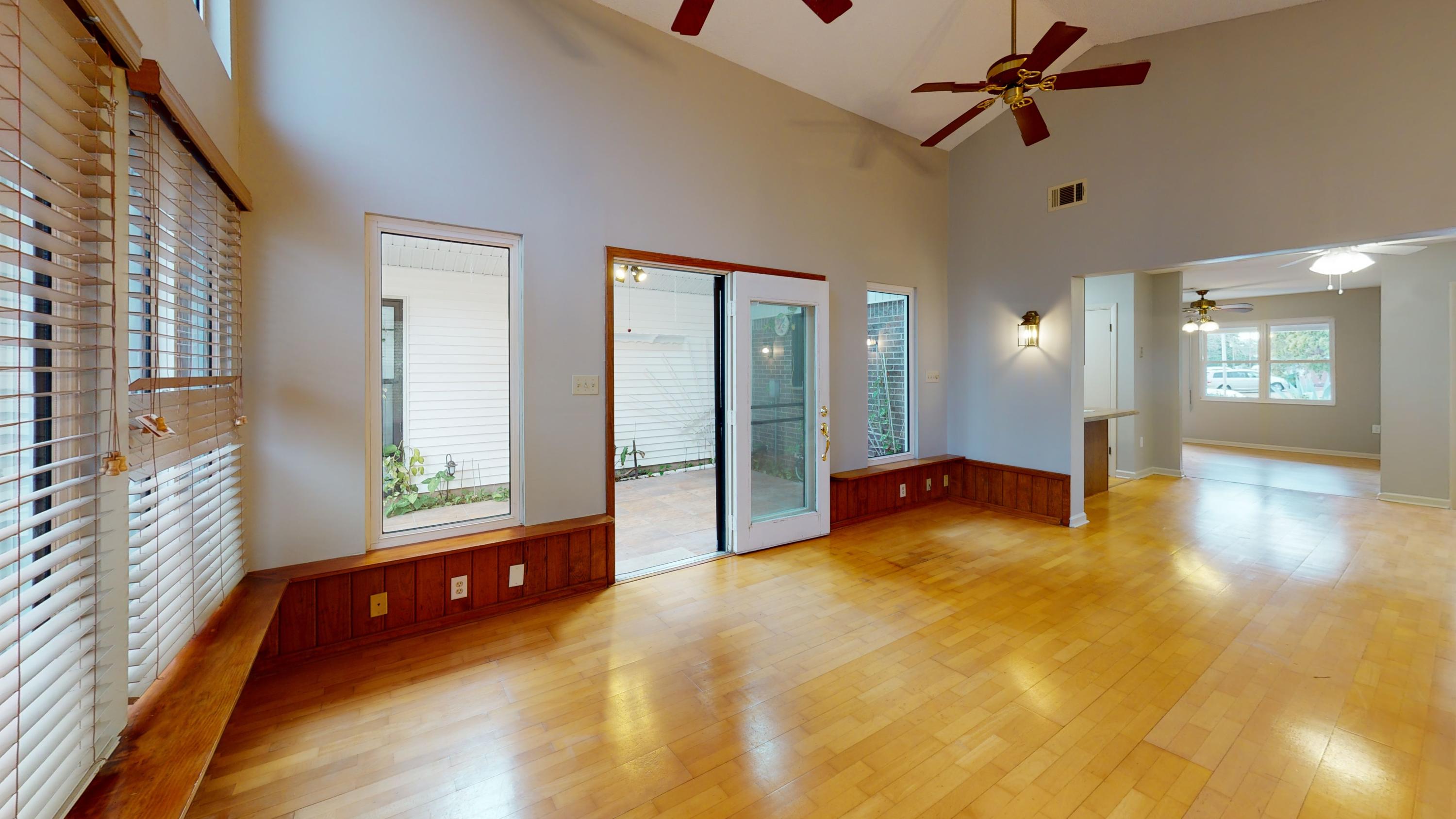 OLDE FORT WALTON (242201.00) - Residential