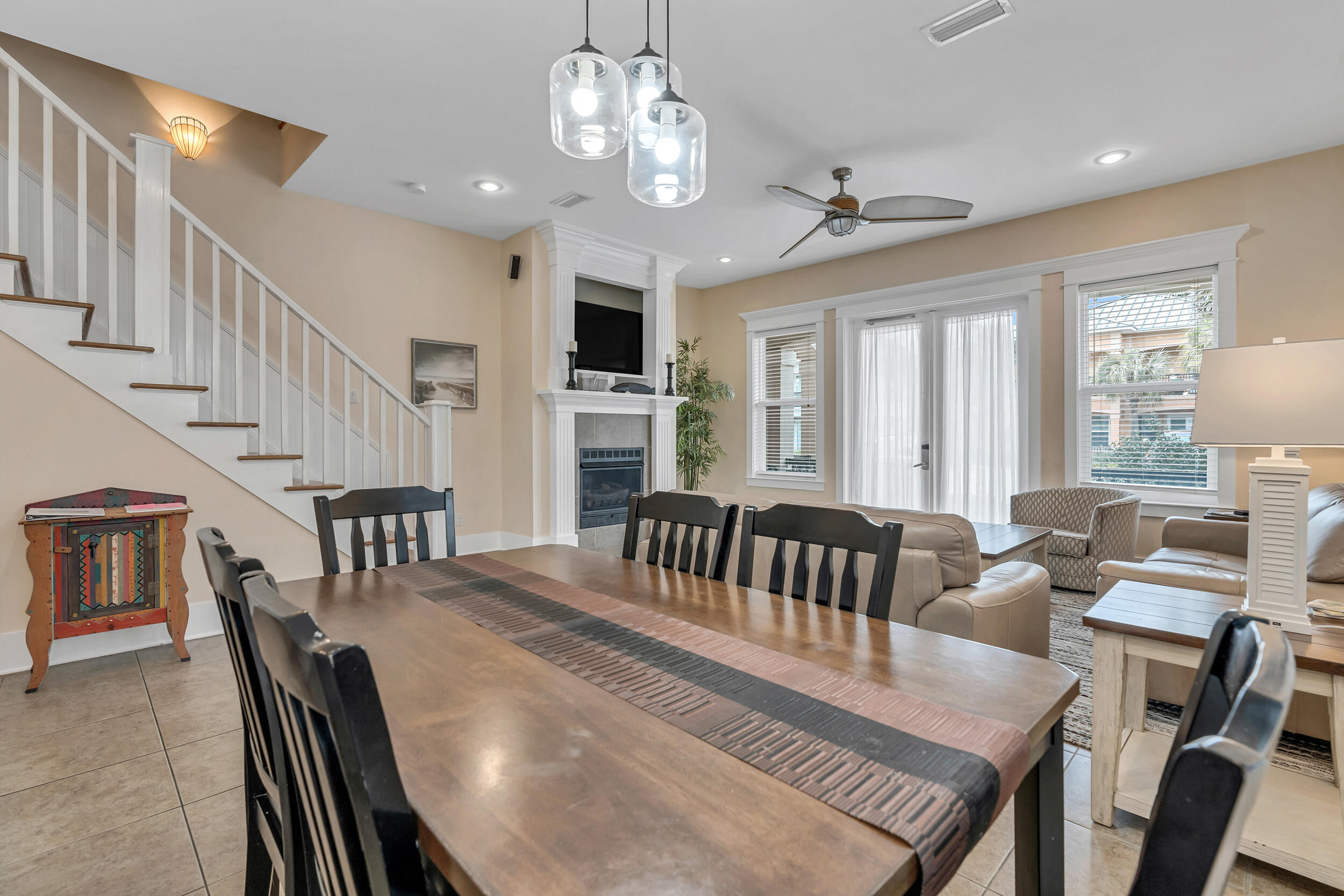MIRAMAR BEACH VILLAS - Residential