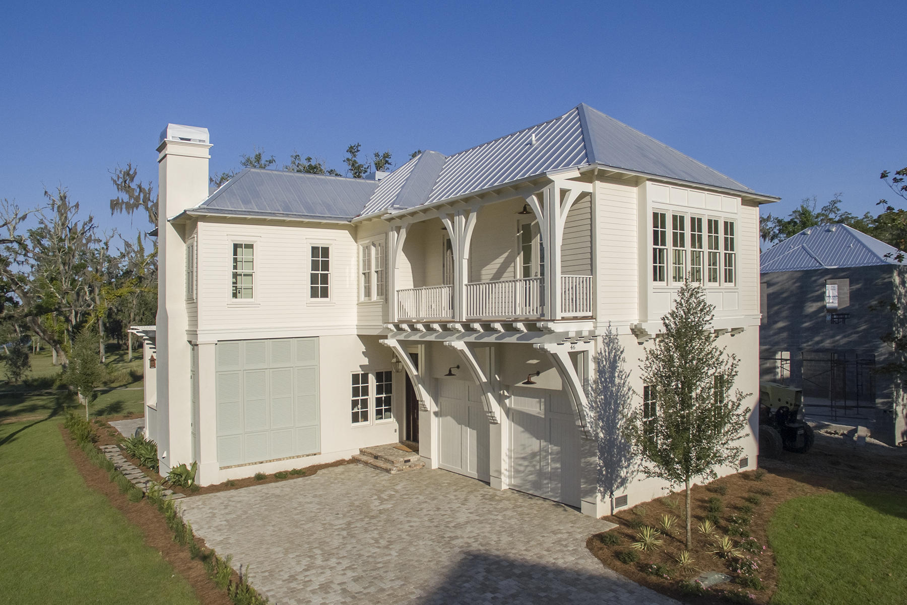 CHURCHILL OAKS - Residential