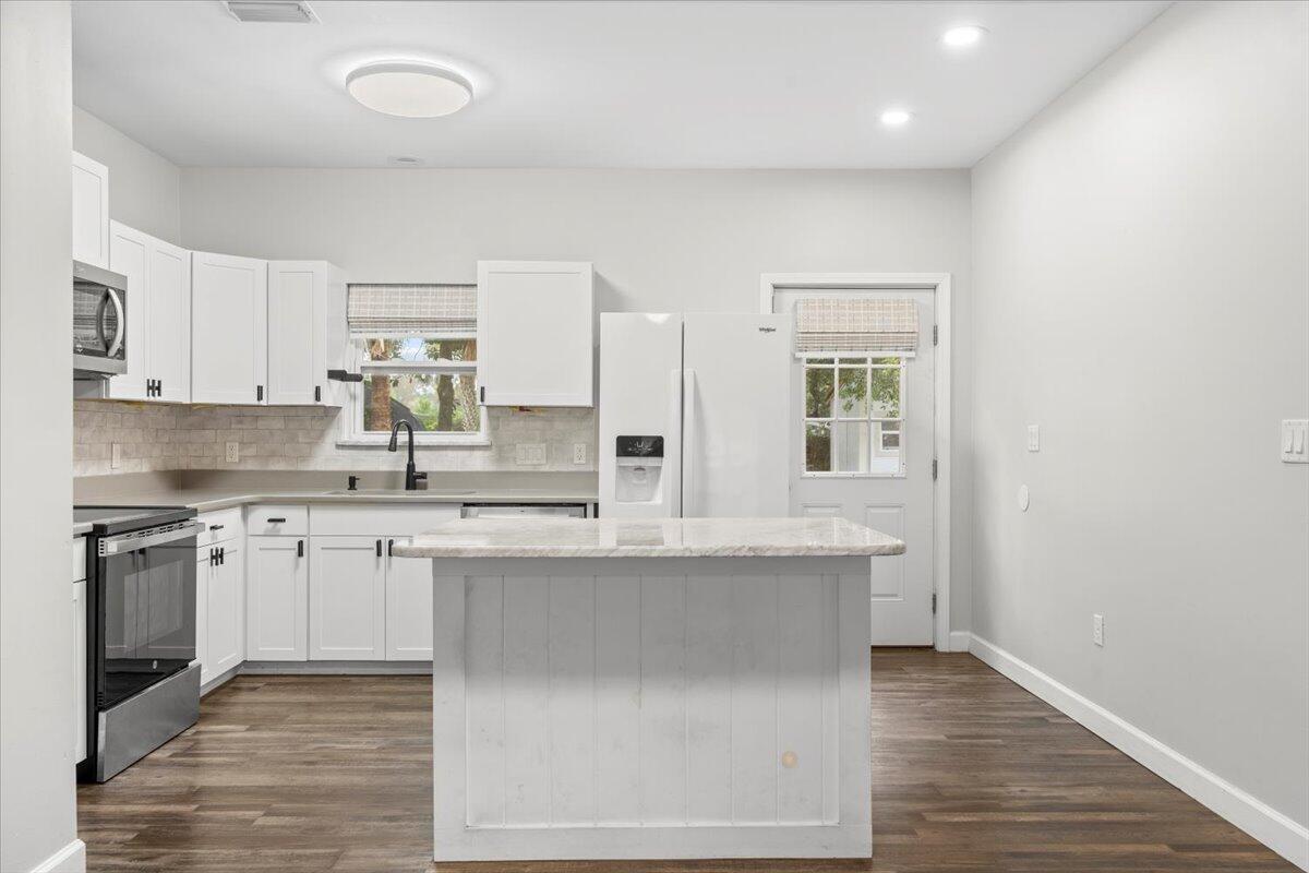 ELLIOT POINT  7th ADDN - Residential