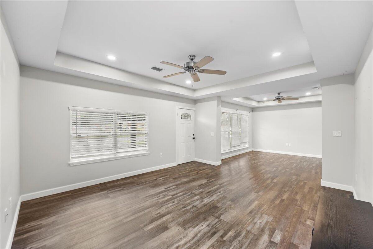 ELLIOT POINT  7th ADDN - Residential