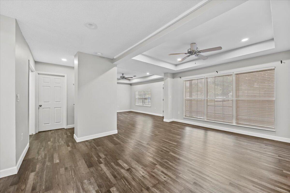 ELLIOT POINT  7th ADDN - Residential