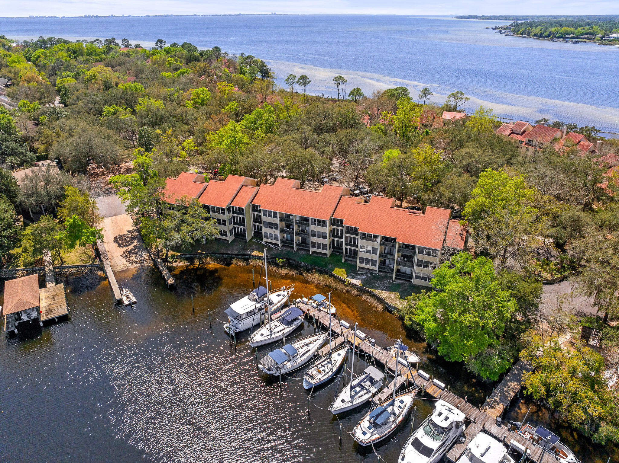 MARINA VILLAS CONDO AT BLUEWATER BAY - Residential Lease