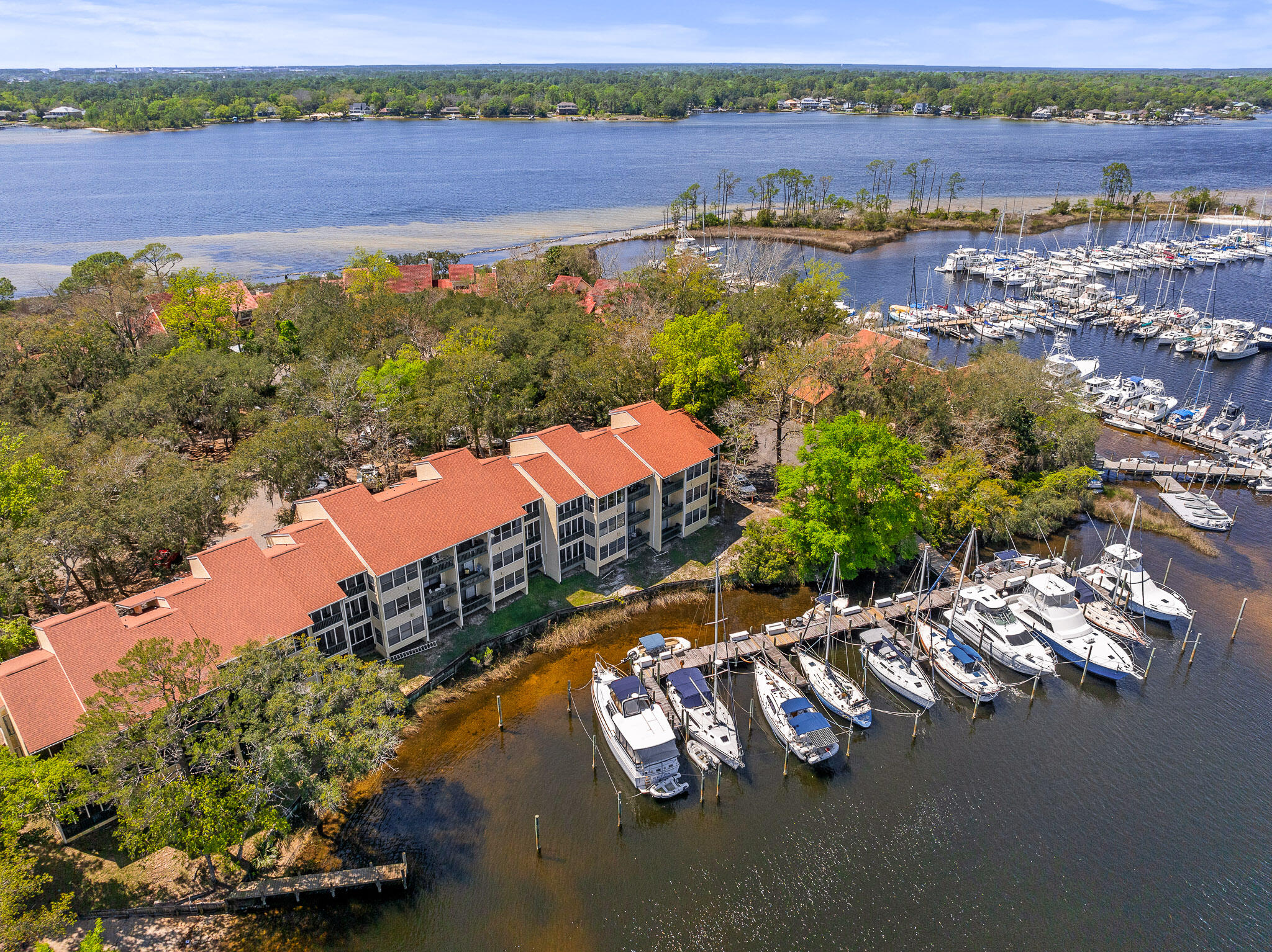 MARINA VILLAS CONDO AT BLUEWATER BAY - Residential Lease