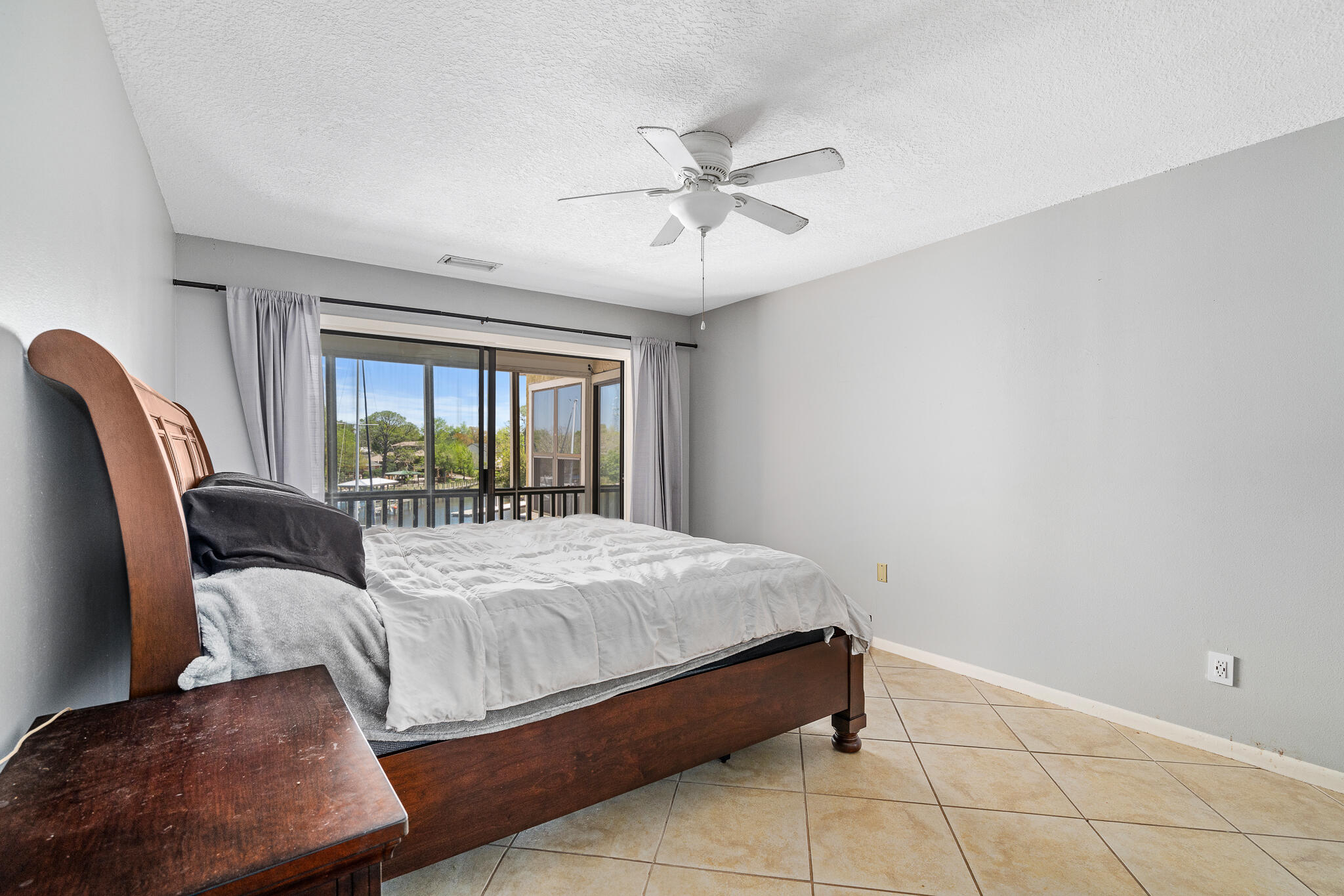 MARINA VILLAS CONDO AT BLUEWATER BAY - Residential Lease