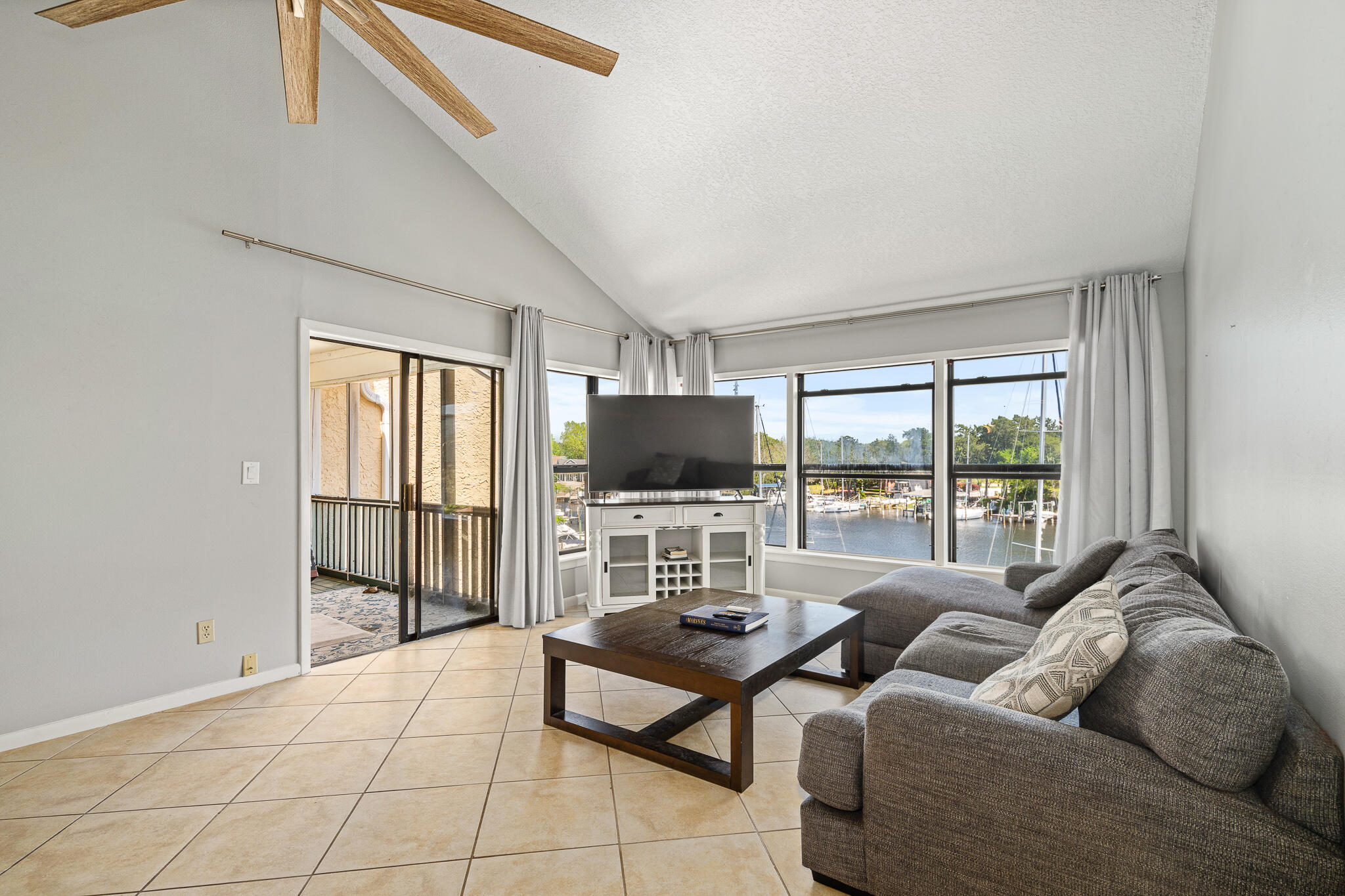 MARINA VILLAS CONDO AT BLUEWATER BAY - Residential Lease